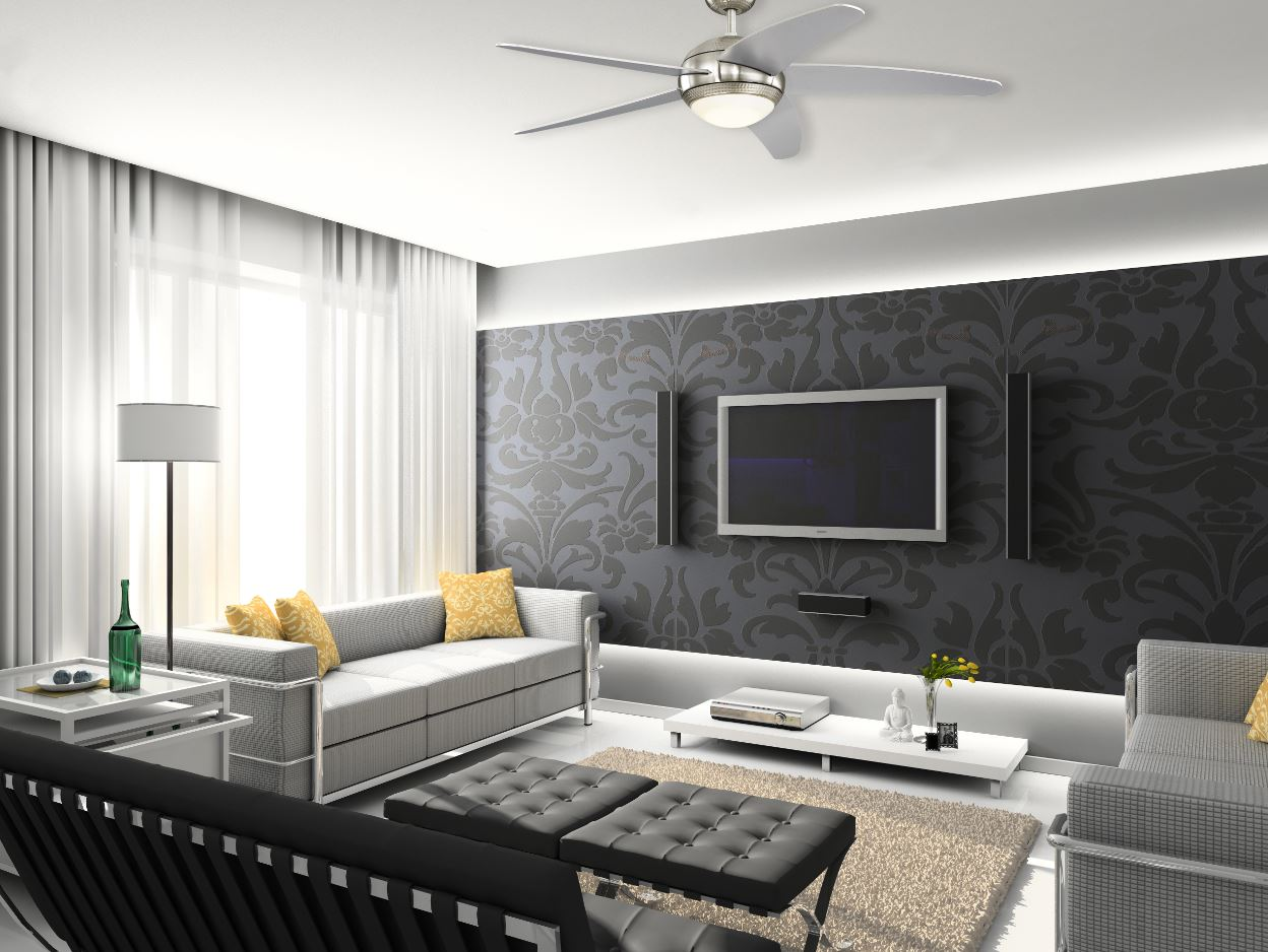 Interni di soggiorno con TV, divano e ventilatore a soffitto. Design in bianco e nero.