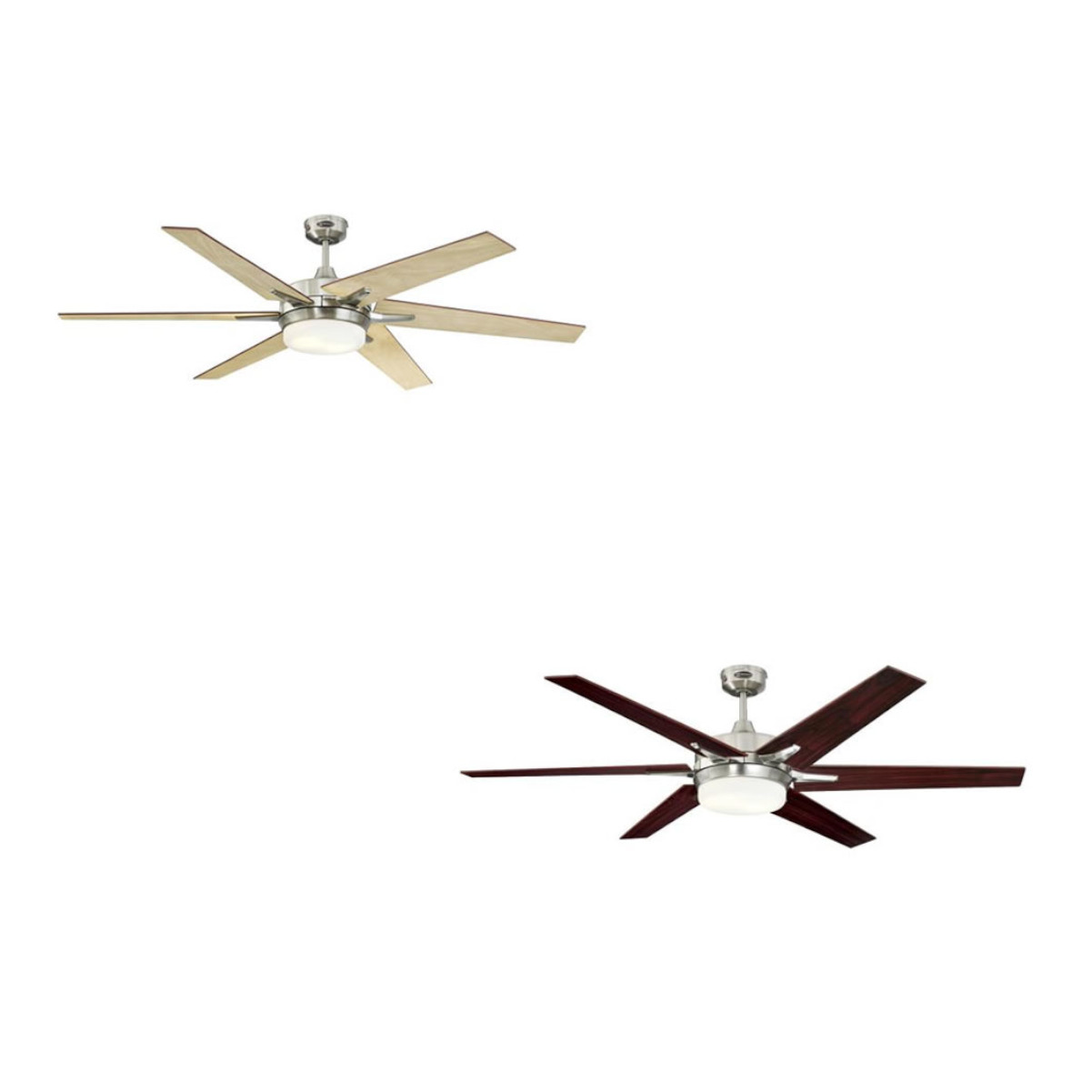Due ventilatori a soffitto su sfondo bianco. Uno con pale chiare, uno con pale scure.