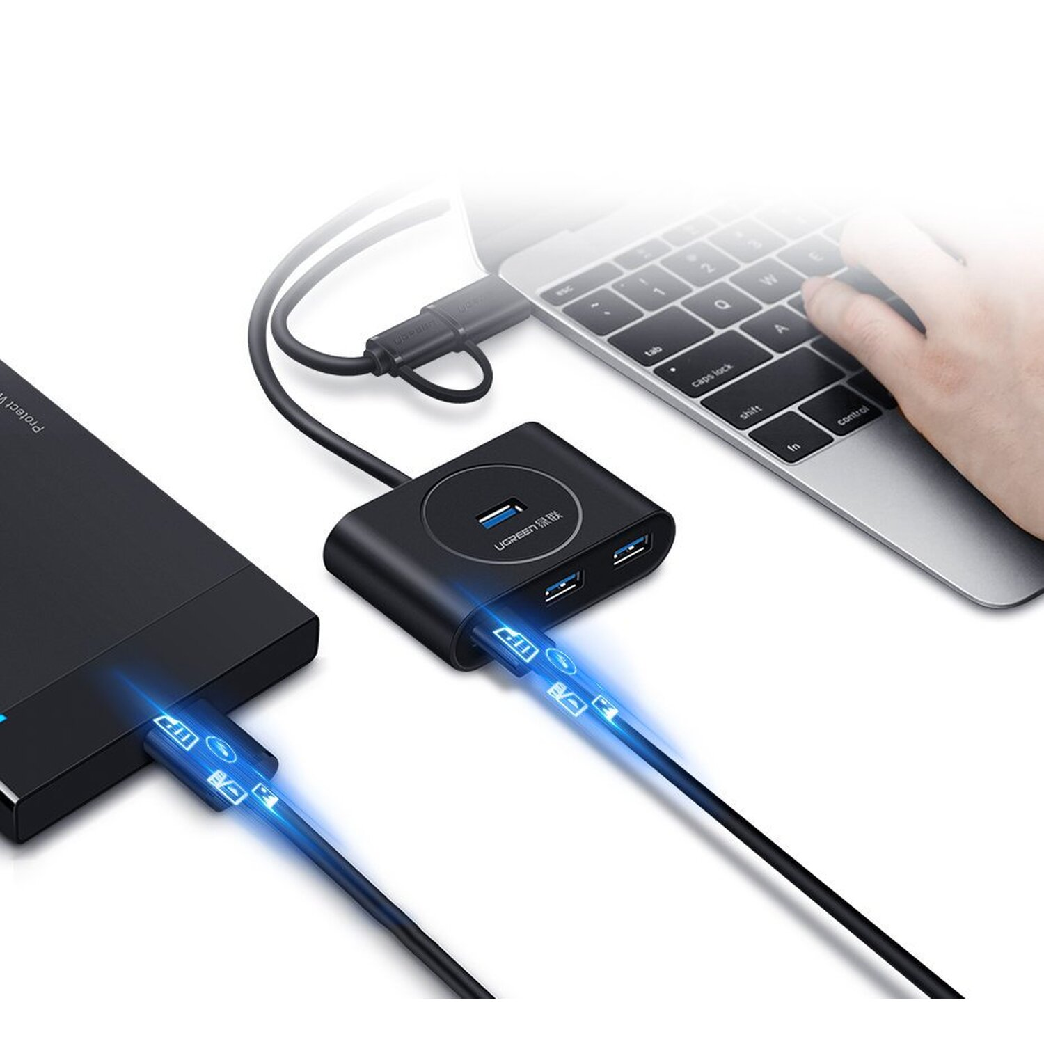 Czarny hub USB podłączony do laptopa, dysku twardego i urządzeń USB z niebieskimi światłami.