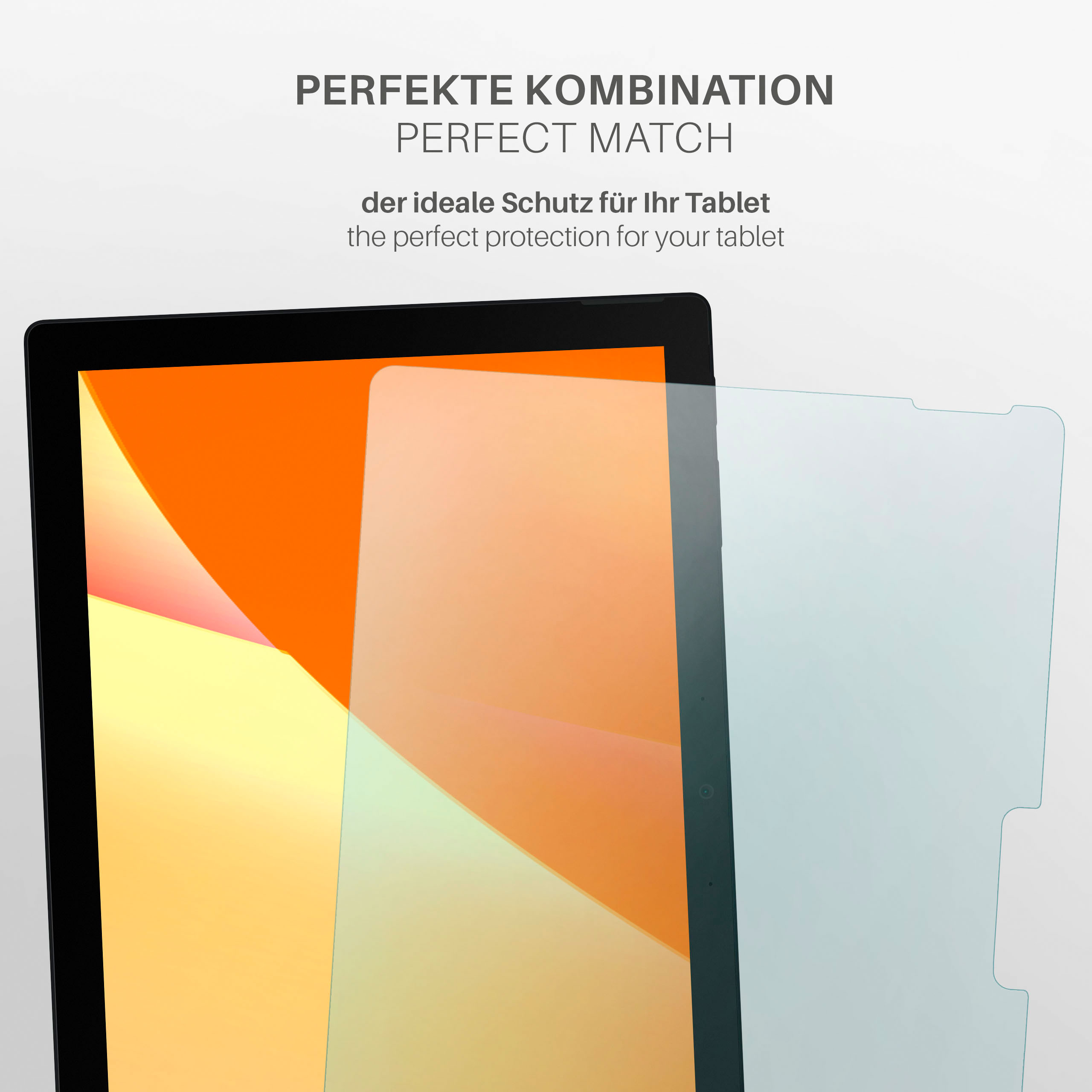 Ein Tablet mit Displayschutz. Text oben lautet "PERFEKTE KOMBINATION PERFECT MATCH".