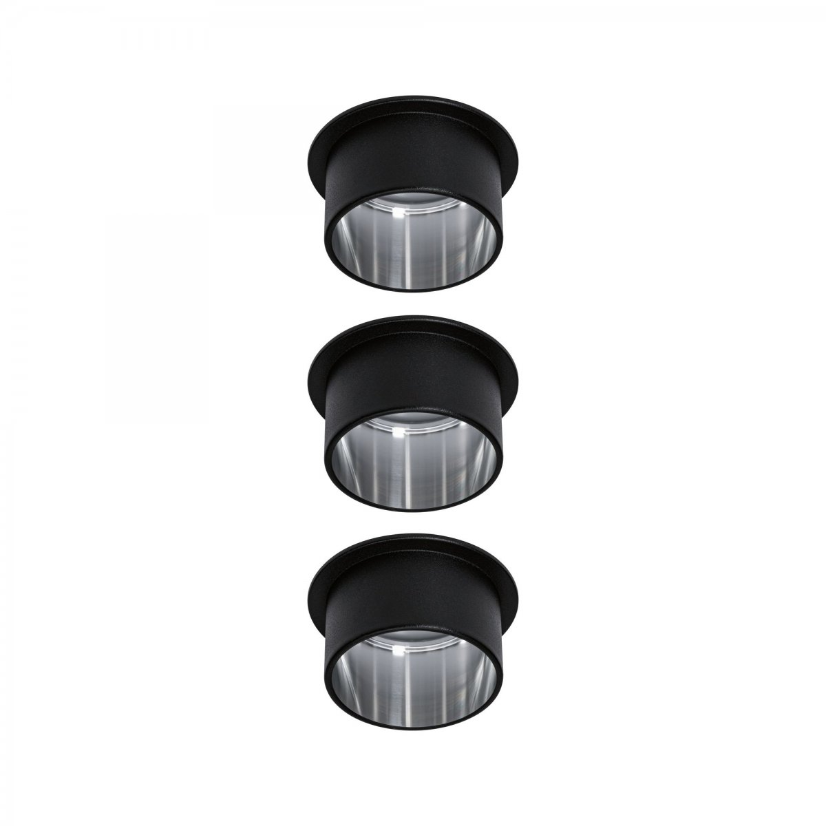 Drei schwarze Einbauleuchten. Die Leuchten sind rund, mit silbernem Innenraum.