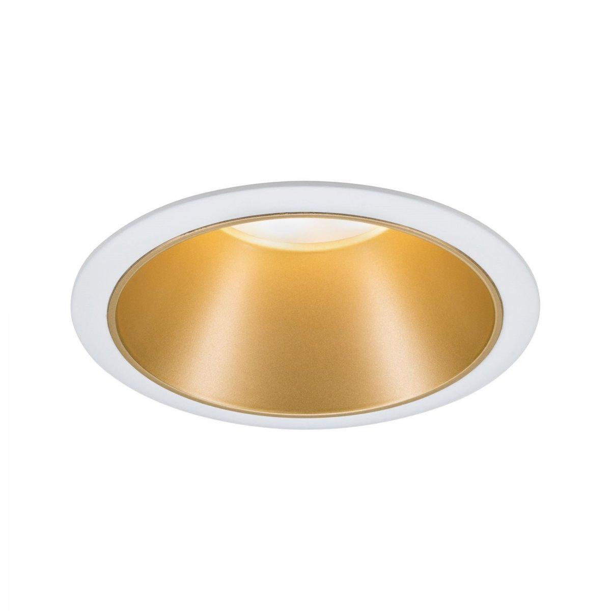 Una luce a incasso bianca con interno dorato, isolata su sfondo bianco.