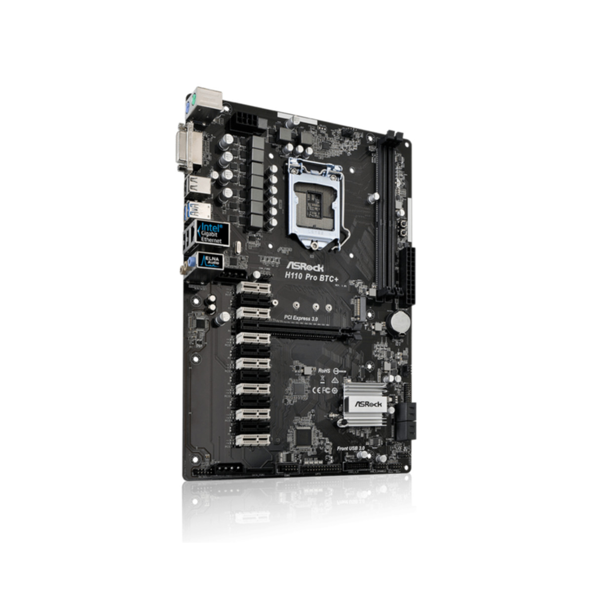 Una scheda madre nera con vari componenti, porte e un socket CPU, isolata su sfondo bianco.