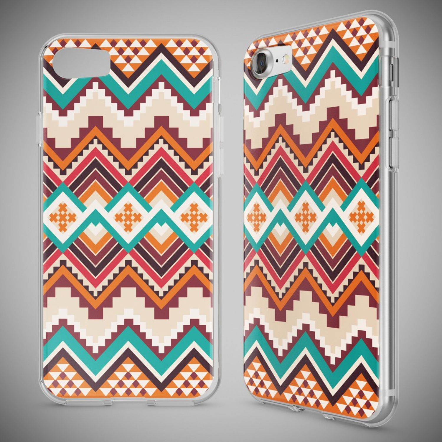 Zwei Handyhüllen mit bunten geometrischen Mustern; orange, türkis, beige, rot und weiß. Klare Hülle, weißer Hintergrund.