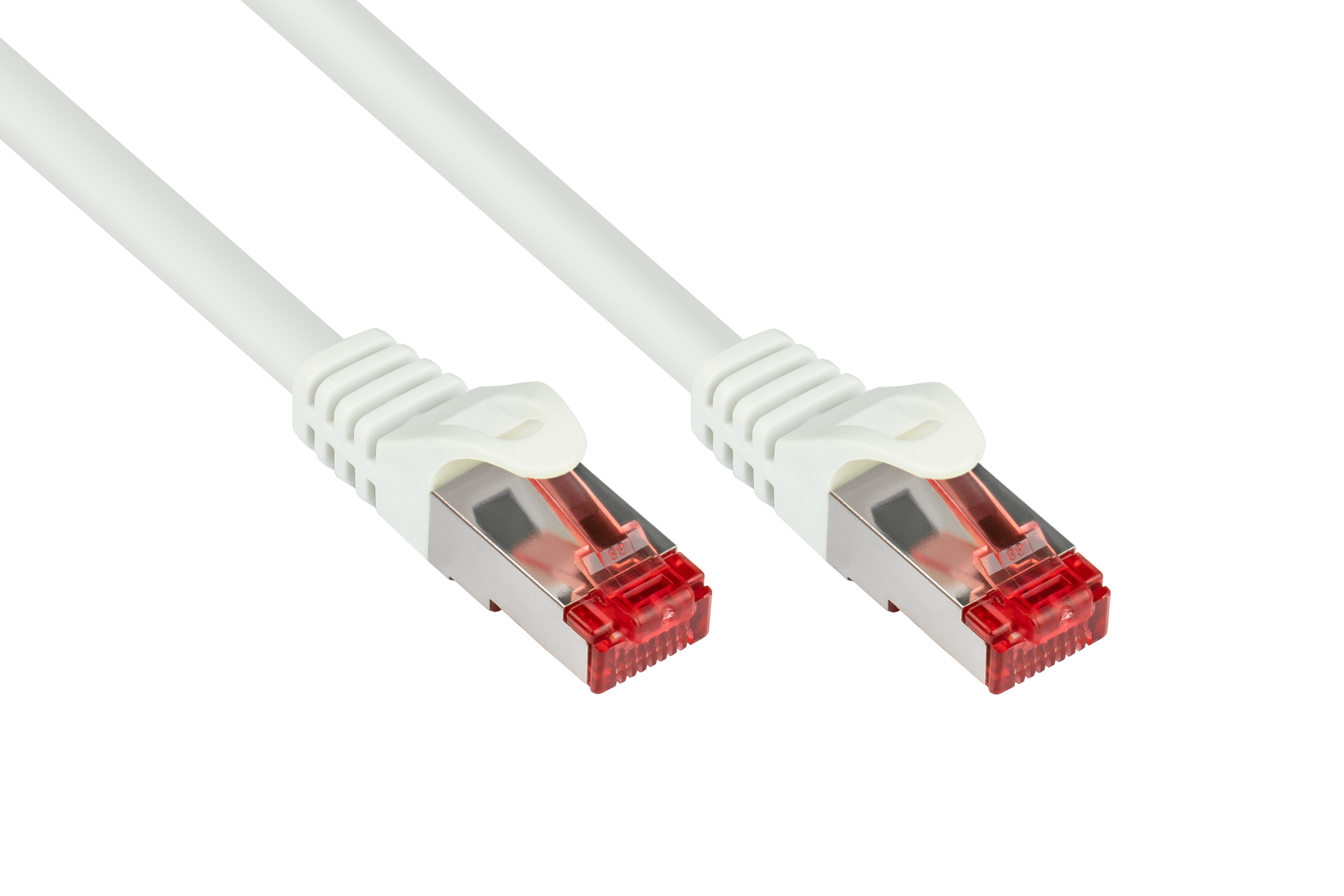 Biały kabel Ethernet z srebrnymi złączami, na białym tle.