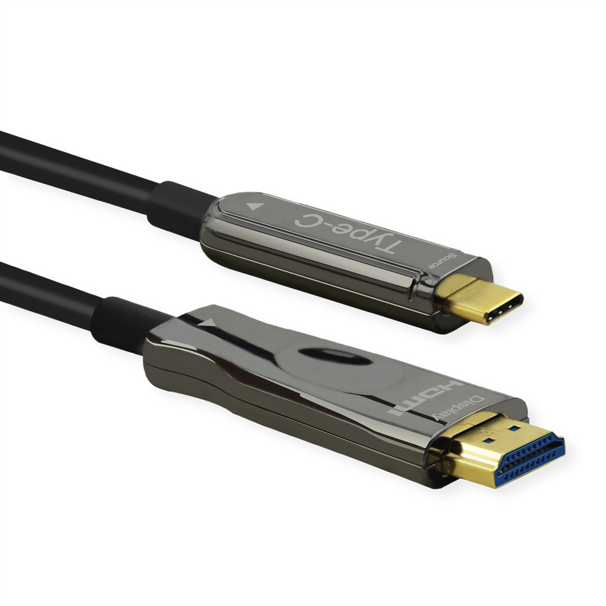 Cable HDMI negro con conectores. Fondo blanco.