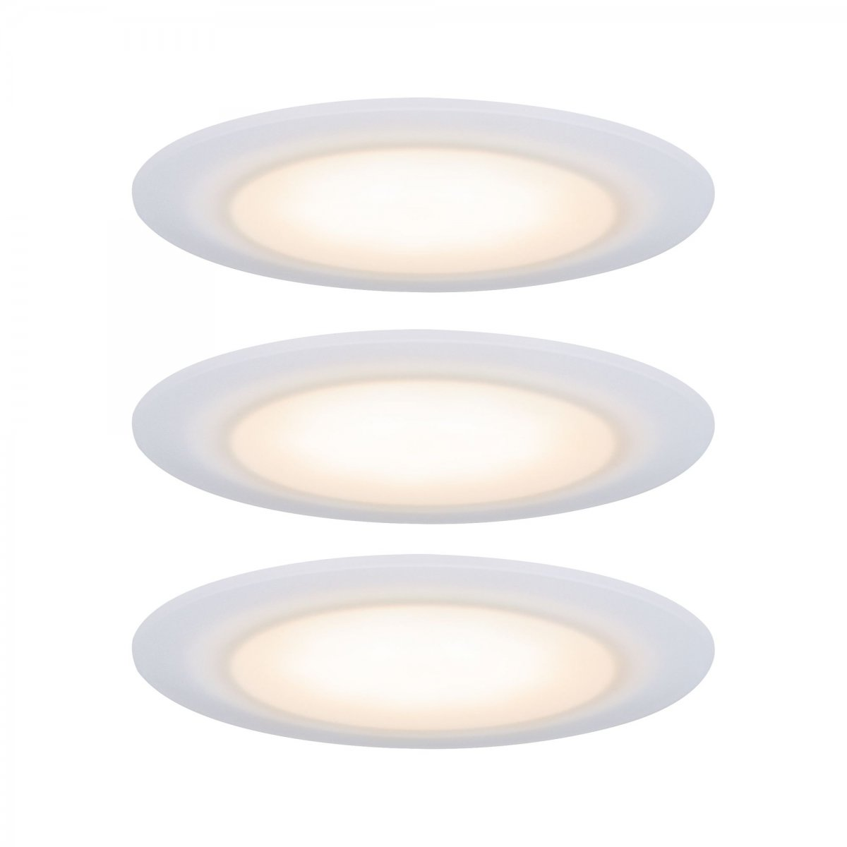 Trzy białe lampy wpuszczane. Każda ma okrągły kształt, z jasnym środkiem i białym zewnętrznym pierścieniem. Są odizolowane.