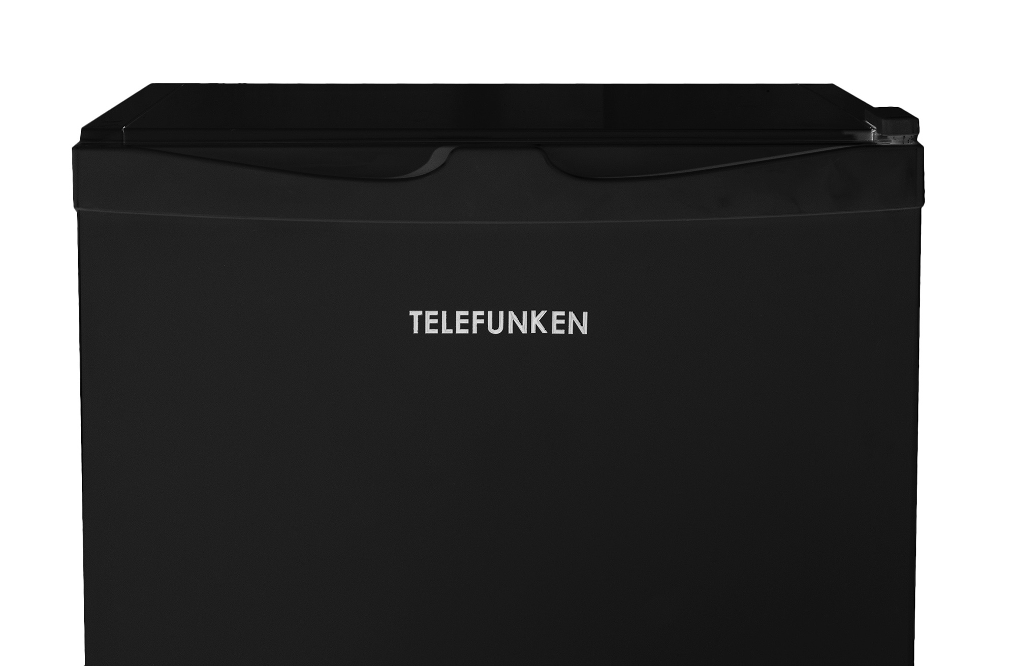 Schwarze Truhen-Gefriertruhe mit TELEFUNKEN-Logo. Das Gefrierfach ist zentriert, mit schlichtem schwarzem Hintergrund.