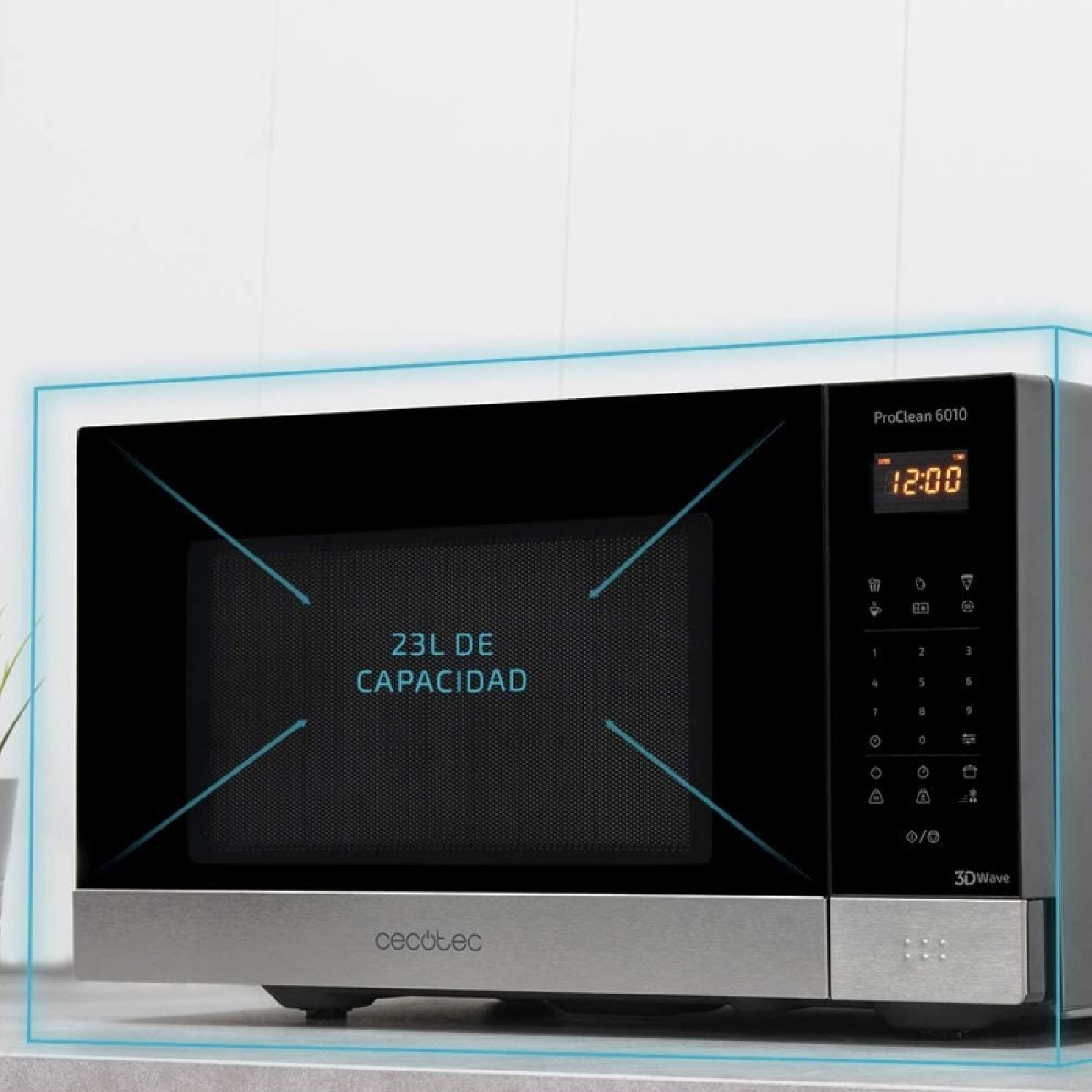 Un forno a microonde con fronte nero e fondo argentato. Ha un display digitale e pulsanti di controllo.