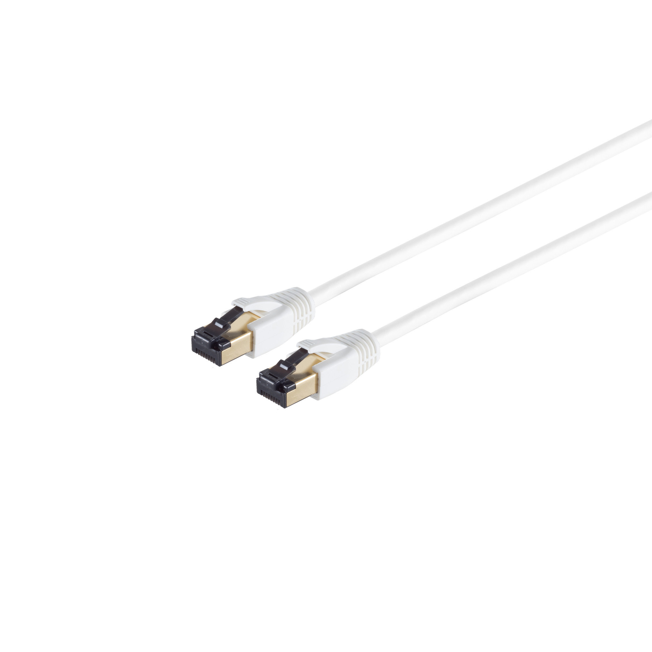 Weißes Ethernet-Kabel mit goldenen Steckern. Das Kabel ist auf weißem Hintergrund.