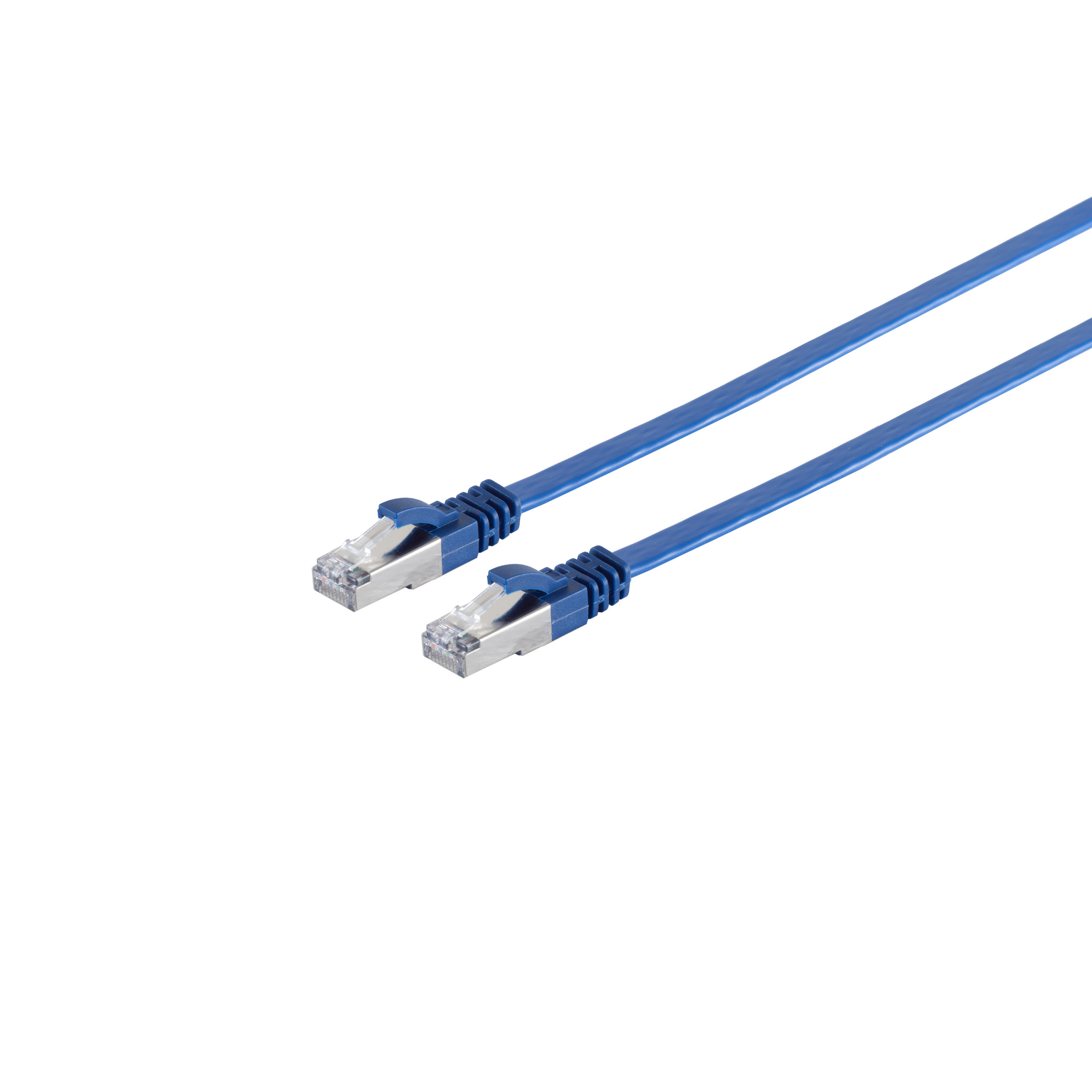 Blaue Netzwerkkabel mit Steckern auf weißem Hintergrund.