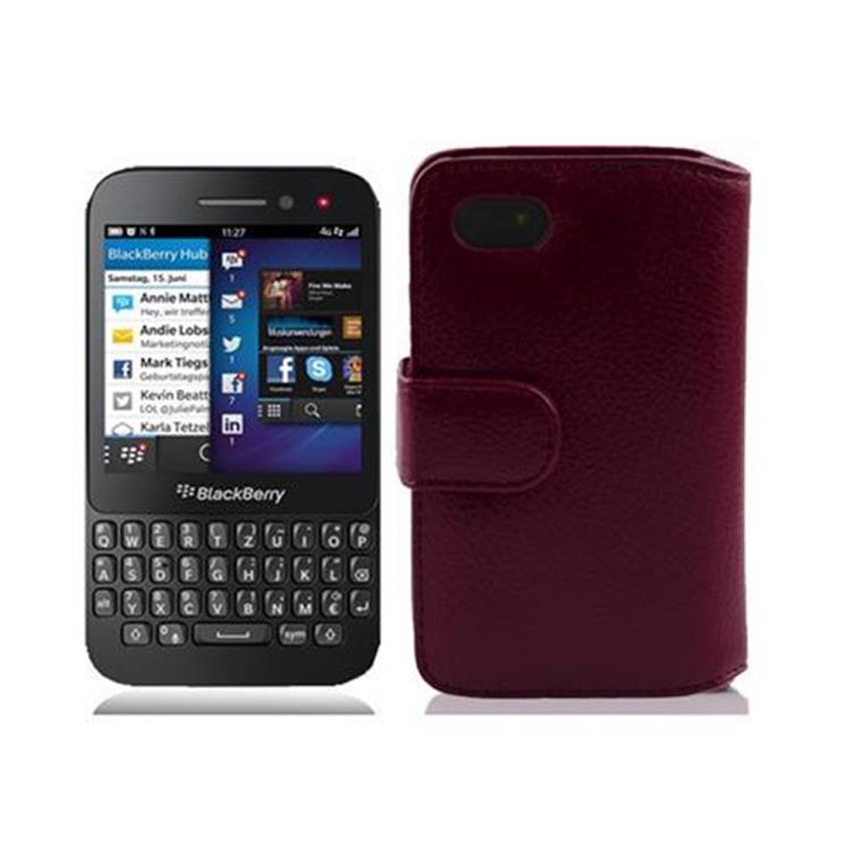 BlackBerry-Telefon mit Hülle, beide schwarz. Das Telefon zeigt Apps an.