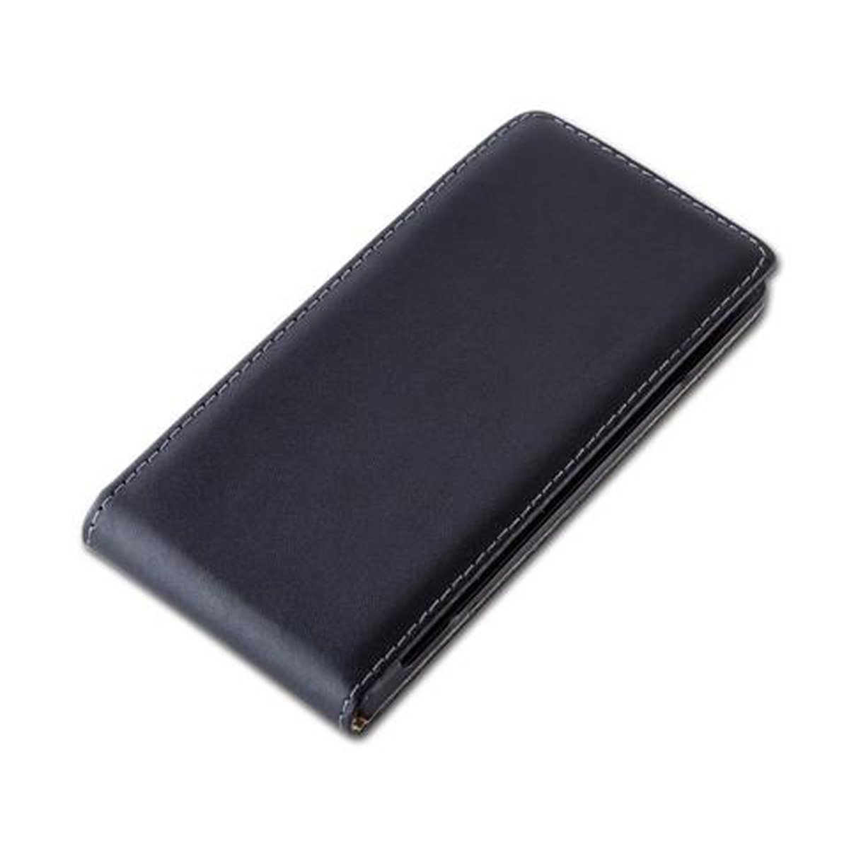 Una funda negra para teléfono cerrada, con costuras blancas. La funda es de diseño sencillo.