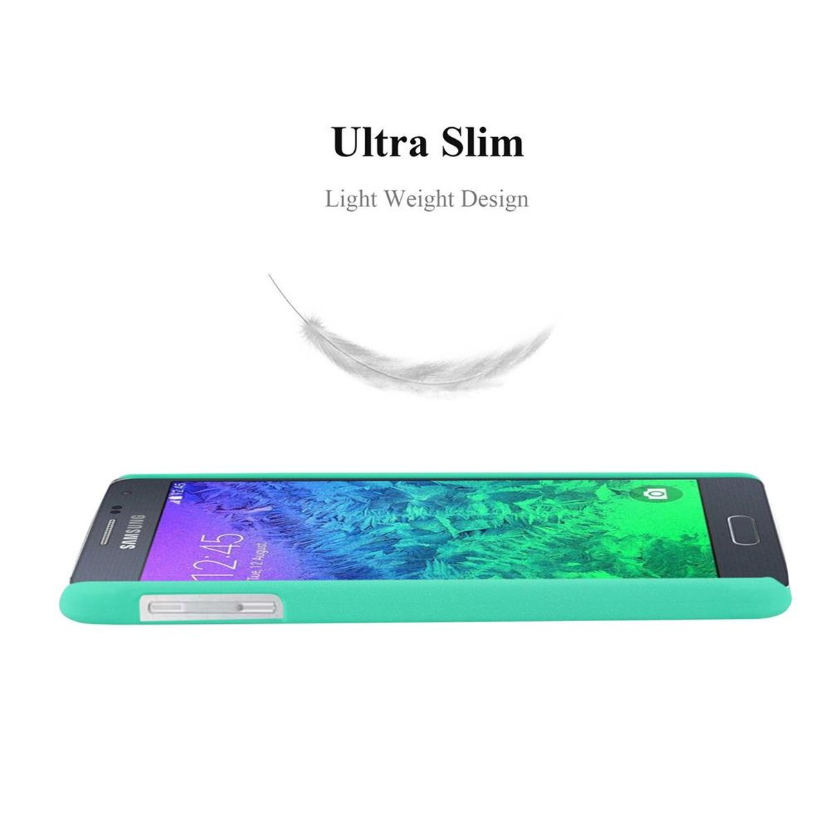 Un teléfono en una funda verde azulado. El teléfono está horizontal. Una pluma flota encima.