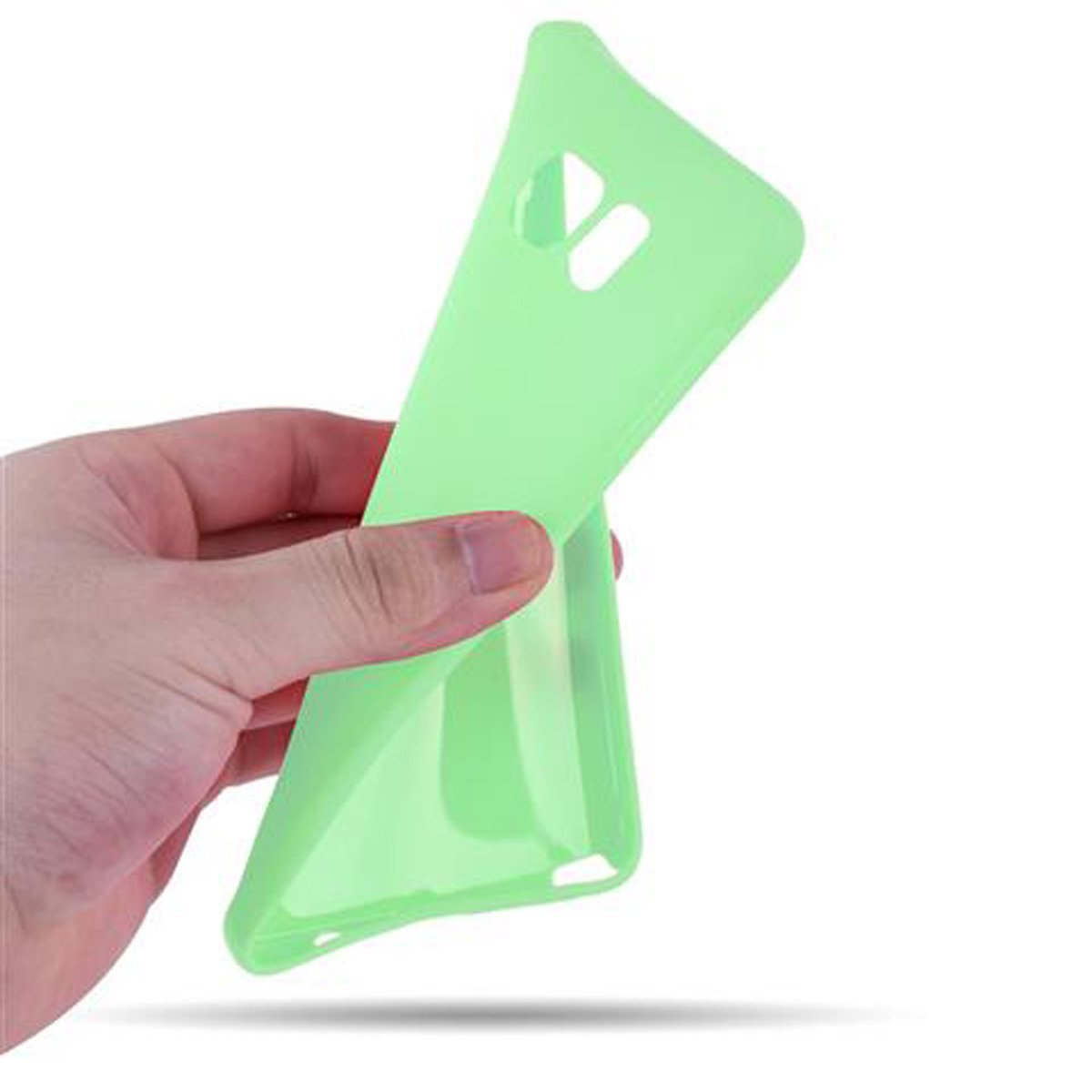 Hand hält eine hellgrüne Handyhülle. Gehäuse ist gebogen, zeigt Flexibilität vor weißem Hintergrund.