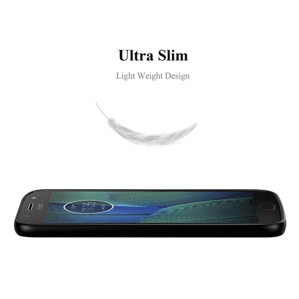 Un telefono nero è appoggiato su una superficie. Una piuma fluttua sopra il telefono. Il testo in alto dice 'Ultra Slim'.