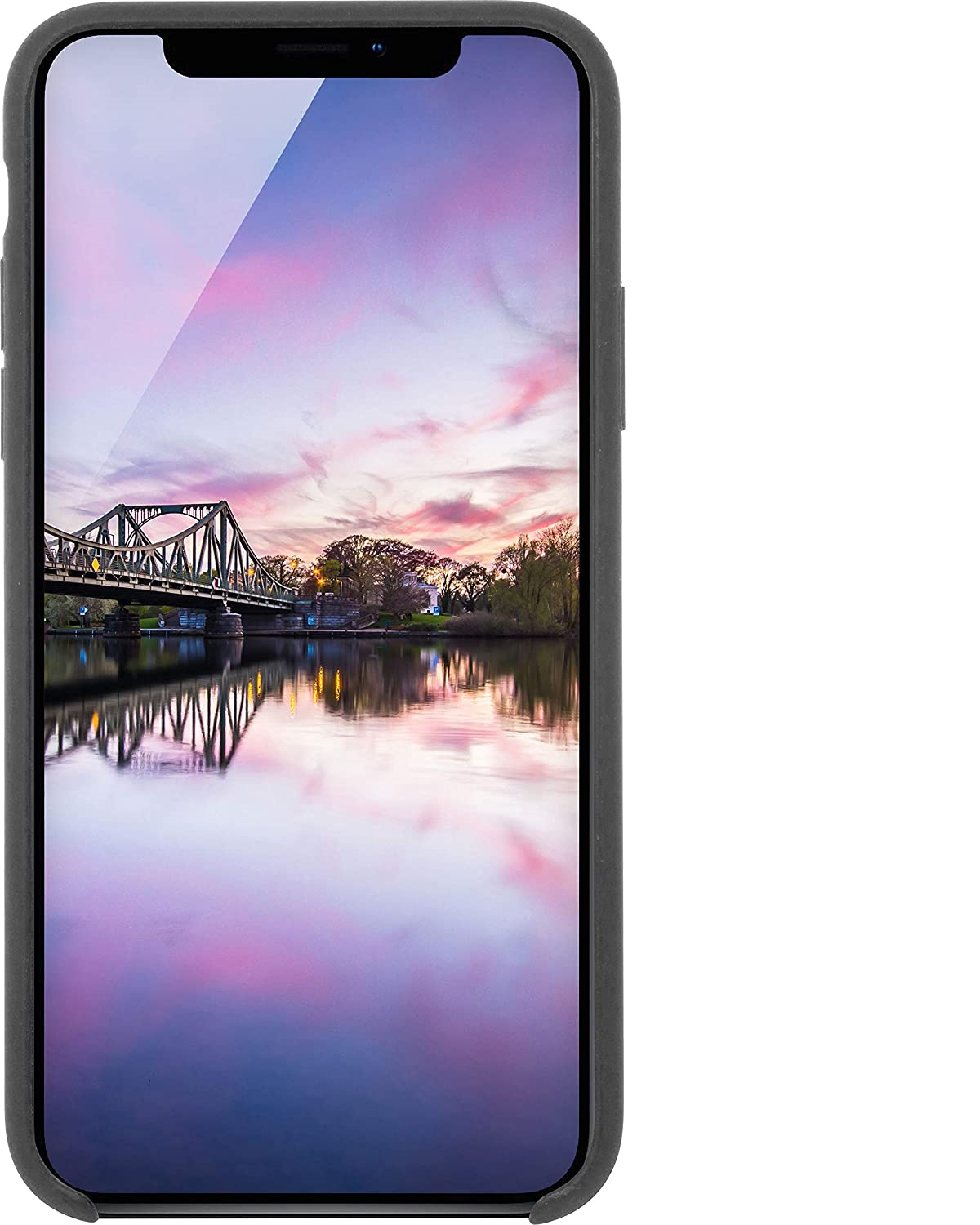 Telefon in einer Hülle mit Brückenreflexion auf dem Bildschirm. Die Hülle ist schwarz.