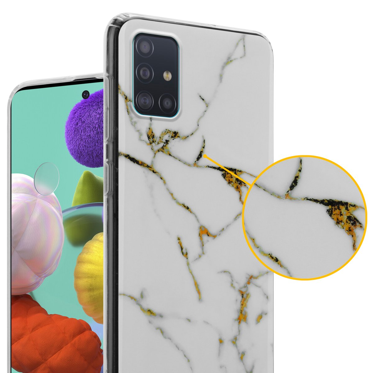 Custodia per telefono in marmo bianco con venature dorate. Un primo piano mostra la trama e i dettagli.