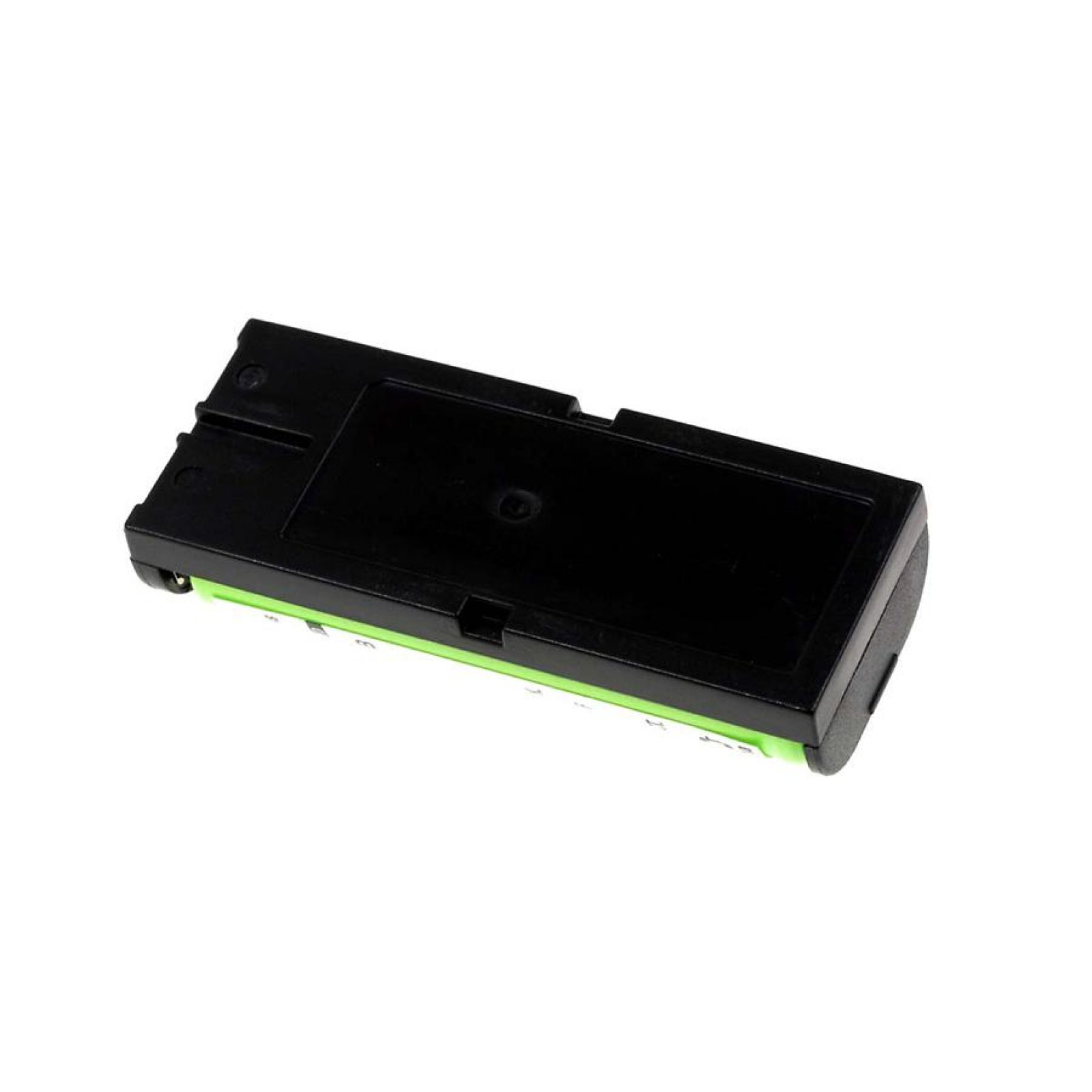 Una batería rectangular negra con una franja verde en la parte inferior.