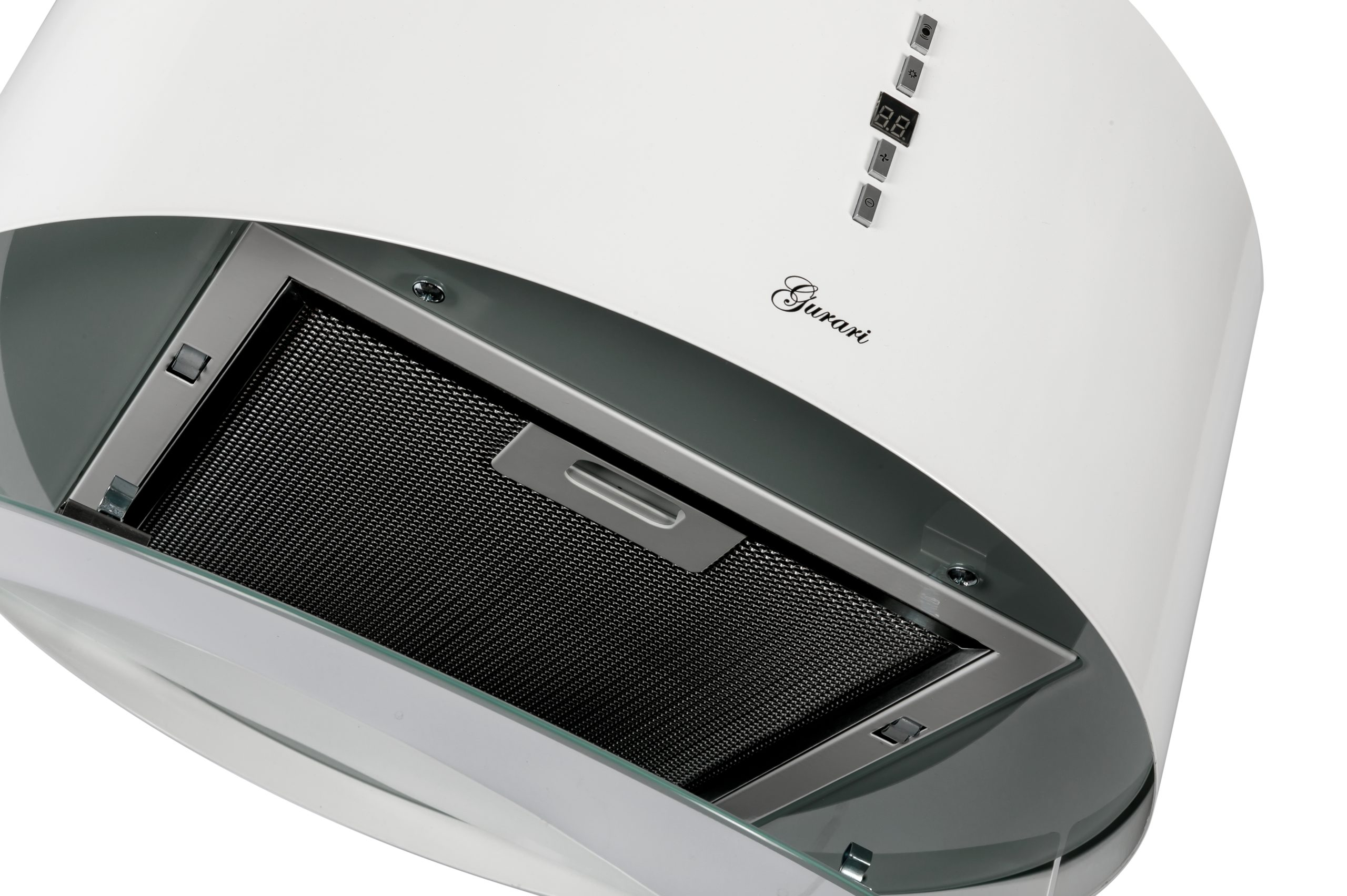 Primer plano de una campana extractora blanca con filtro de malla de acero inoxidable y panel de control.