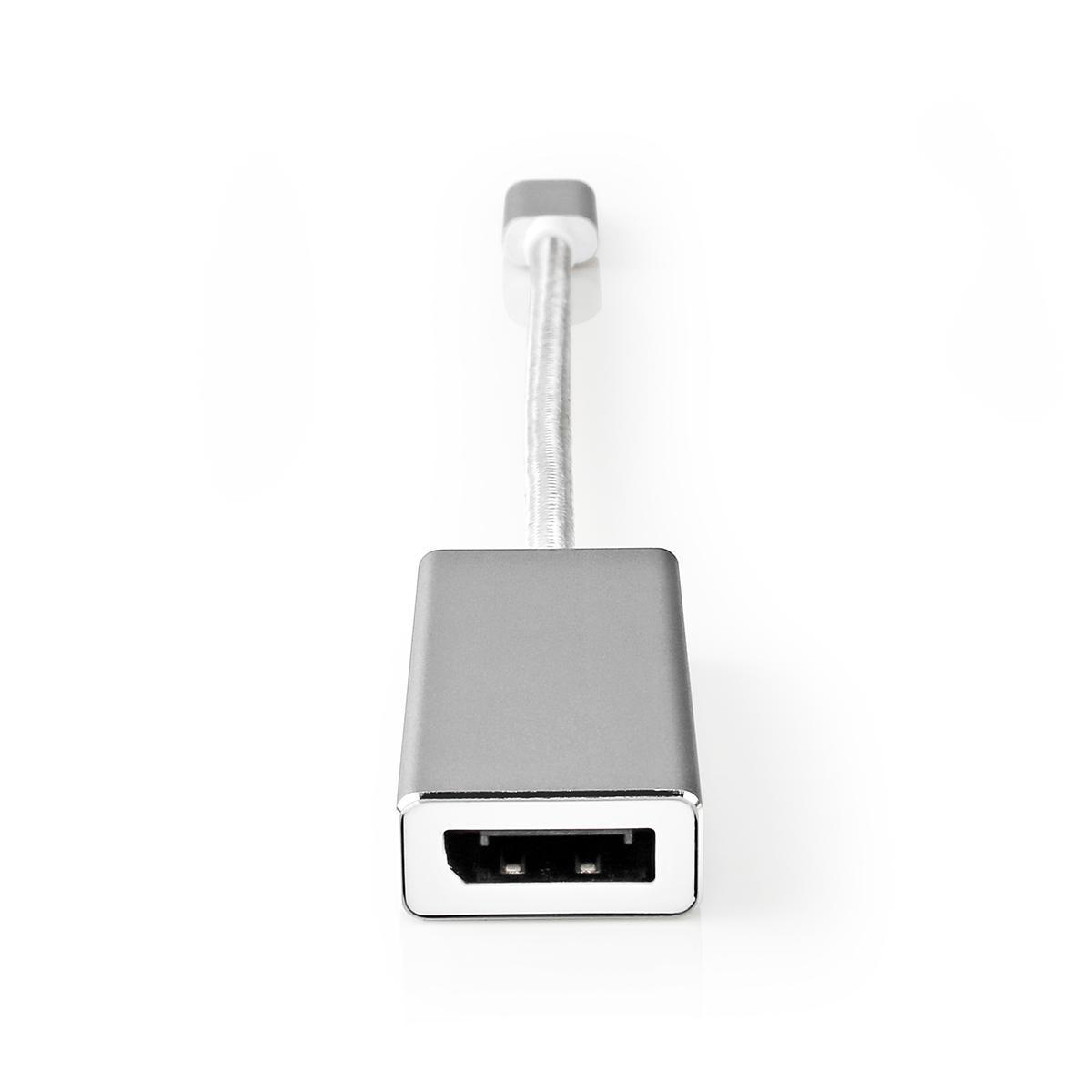 Ein silberner USB-C-zu-HDMI-Adapter mit flexiblem Kabel auf weißem Hintergrund.