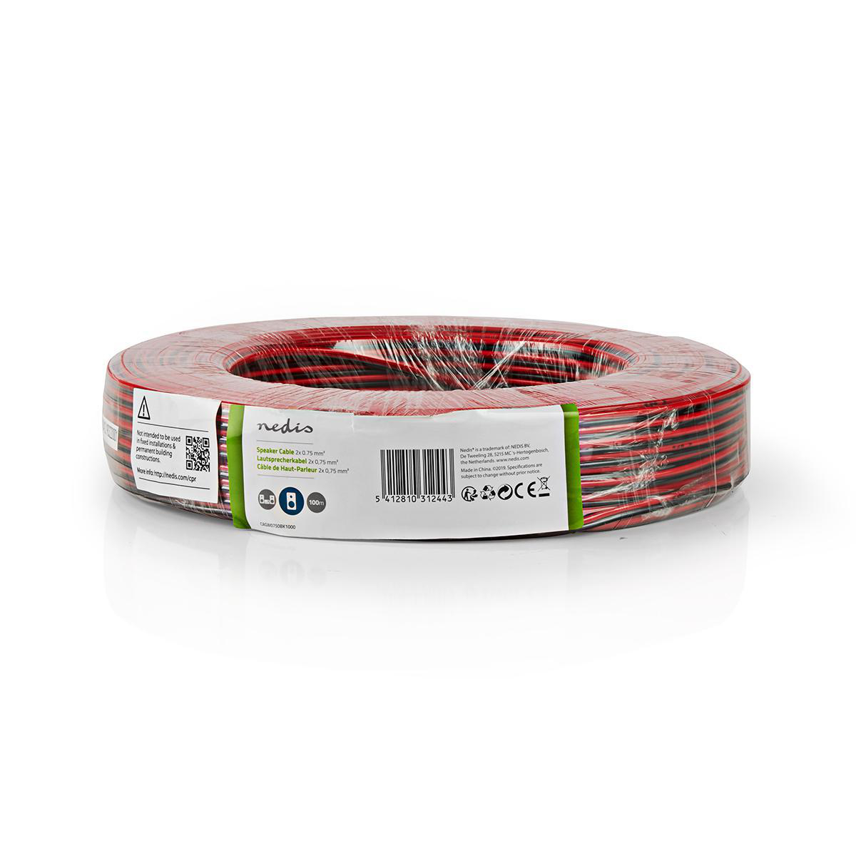 Rotes und schwarzes Lautsprecherkabel in einer Rolle, in Kunststoff verpackt. Weißer Hintergrund.