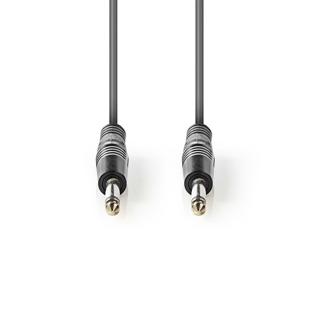 Zwei schwarze Audiokabel mit silbernen Steckern auf weißem Hintergrund.
