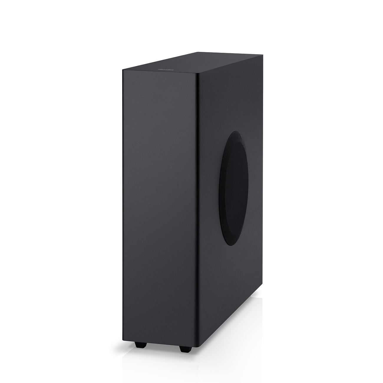 Zwarte subwoofer luidspreker op een witte achtergrond, met een ronde luidspreker aan de zijkant.