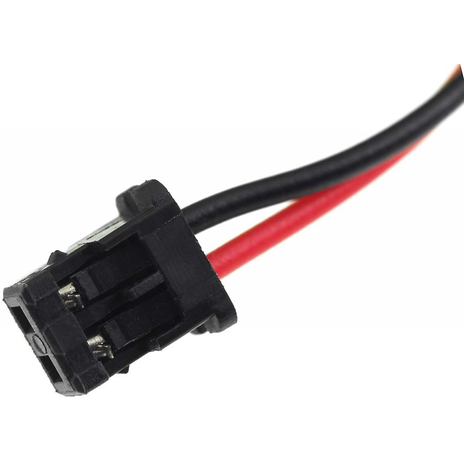 Conector negro y rojo, dos pines, para conexiones eléctricas, primer plano.