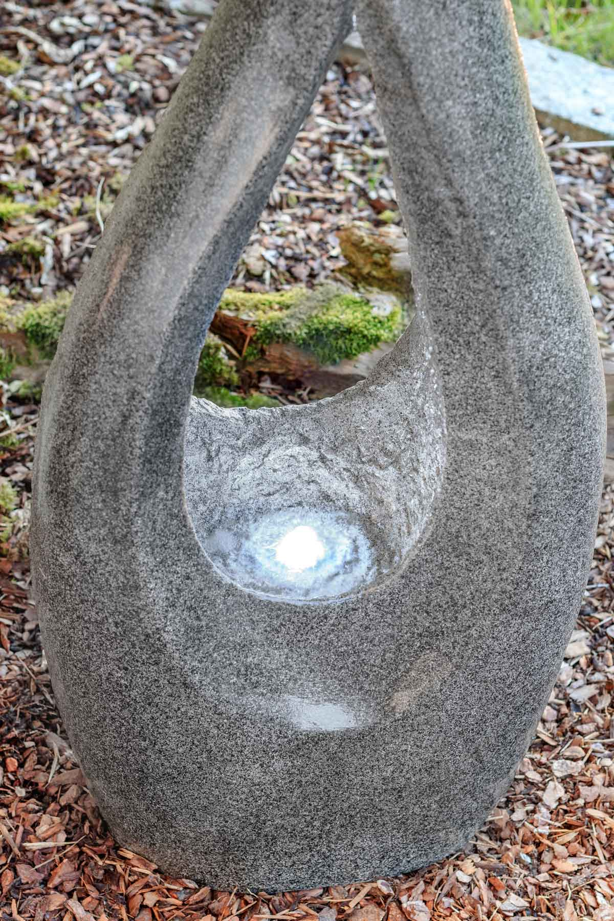 Led Gartenbrunnen FoCurved tageslichtweiß 133 cm KIOM 10777