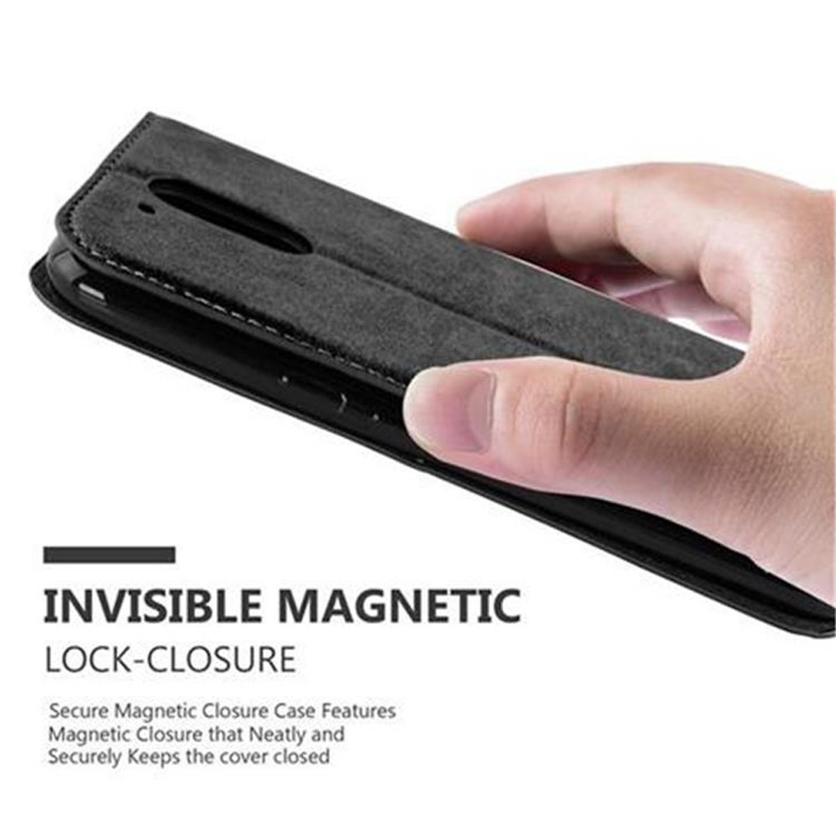 Una mano sosteniendo una funda negra para teléfono. Tiene un cierre magnético.