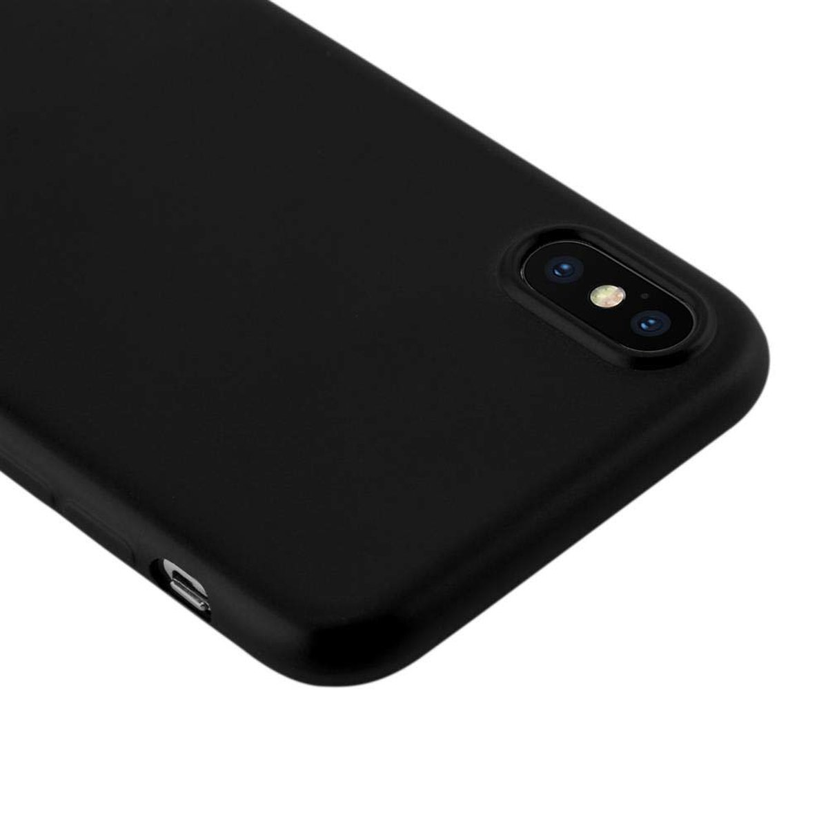 Una custodia per telefono nera. La custodia ha un foro per la fotocamera ed è di colore nero pieno.