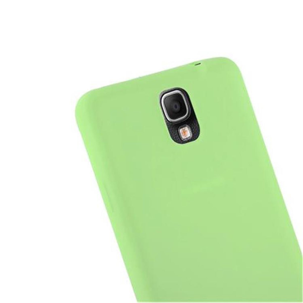 Una funda de teléfono verde es visible. La funda es de color verde claro y la cámara del teléfono es visible.