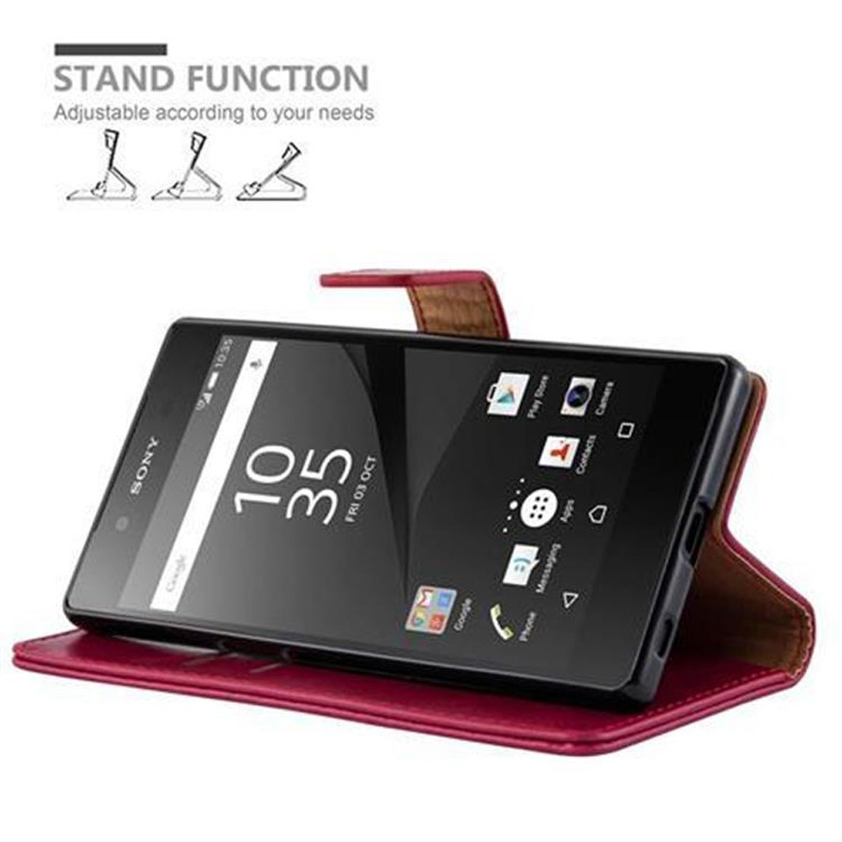 Telefono nero in custodia in pelle rossa, aperto. Mostra app e ora. Sfondo bianco, funzione stand.