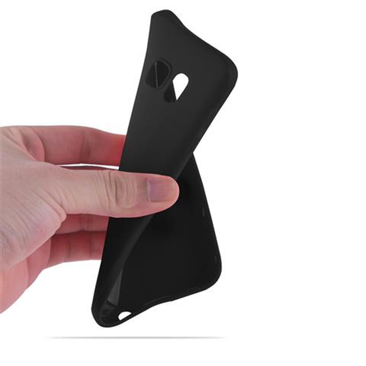 Eine Hand hält eine schwarze Handyhülle. Die Hülle ist gebogen.