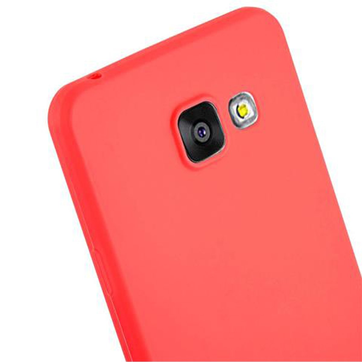 Primo piano di una custodia per telefono rossa. La custodia ha una fotocamera.