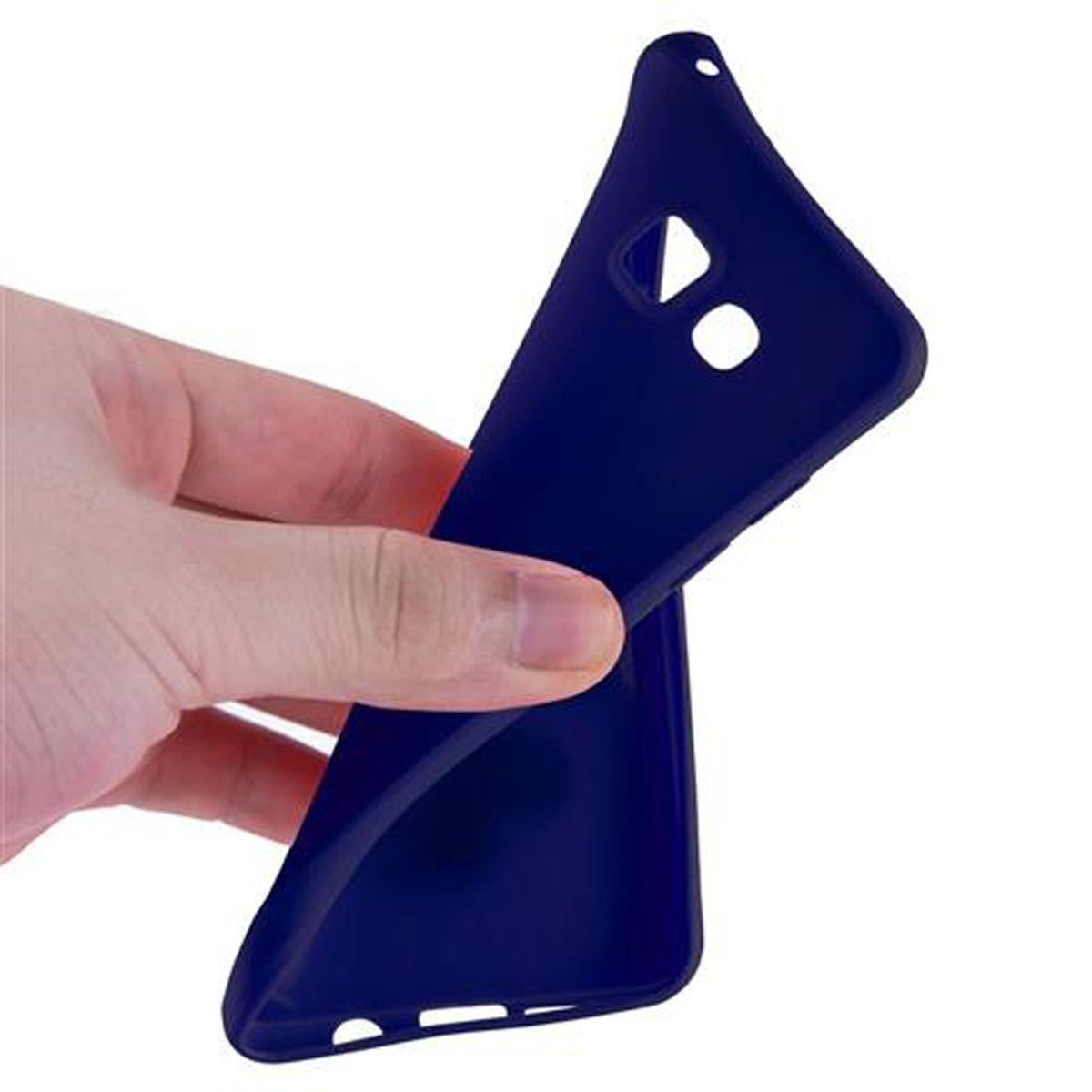 Mano che tiene una custodia blu e flessibile per telefono. La custodia è piegata.