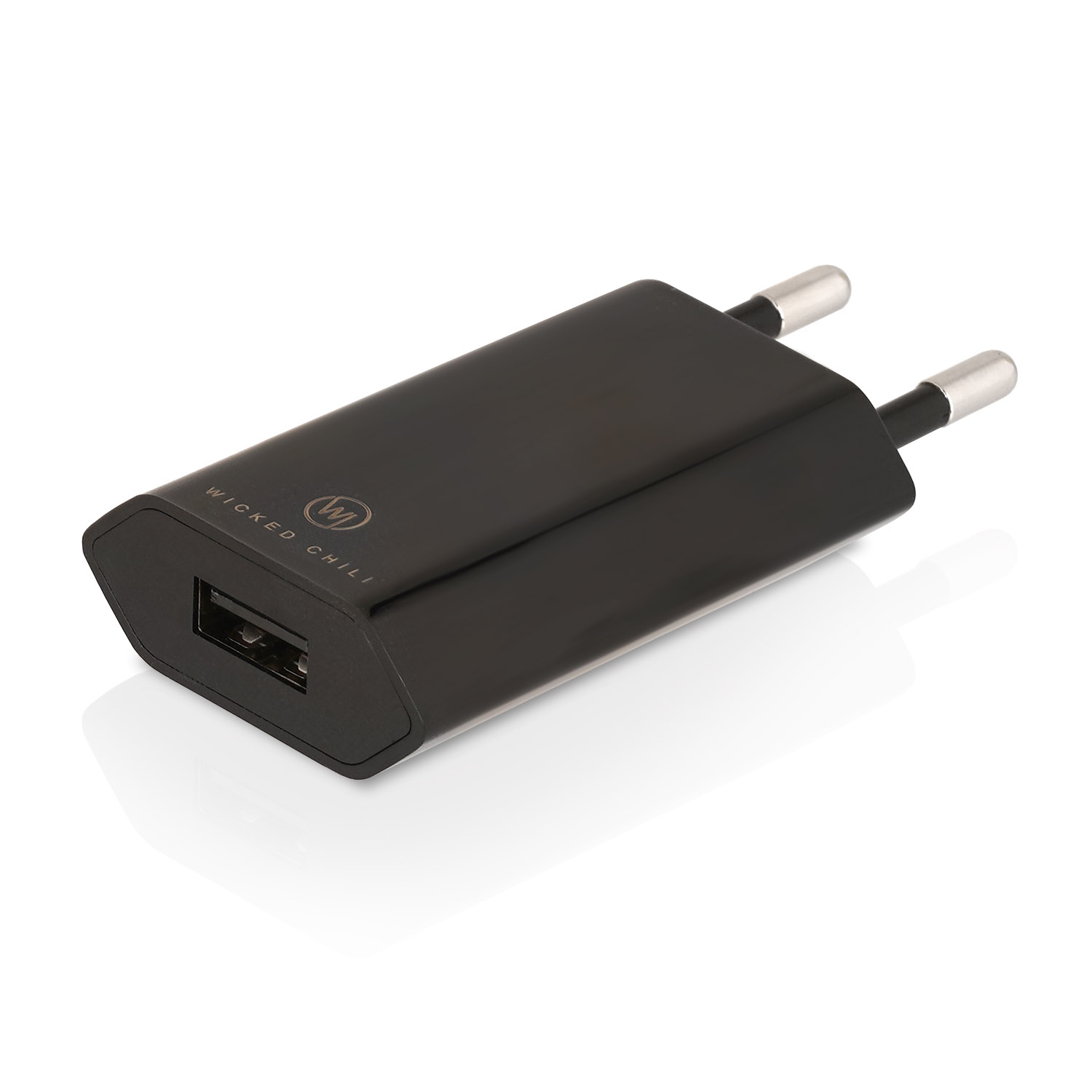 Schwarzes Ladegerät mit zwei silbernen Stiften und einem USB-Anschluss.