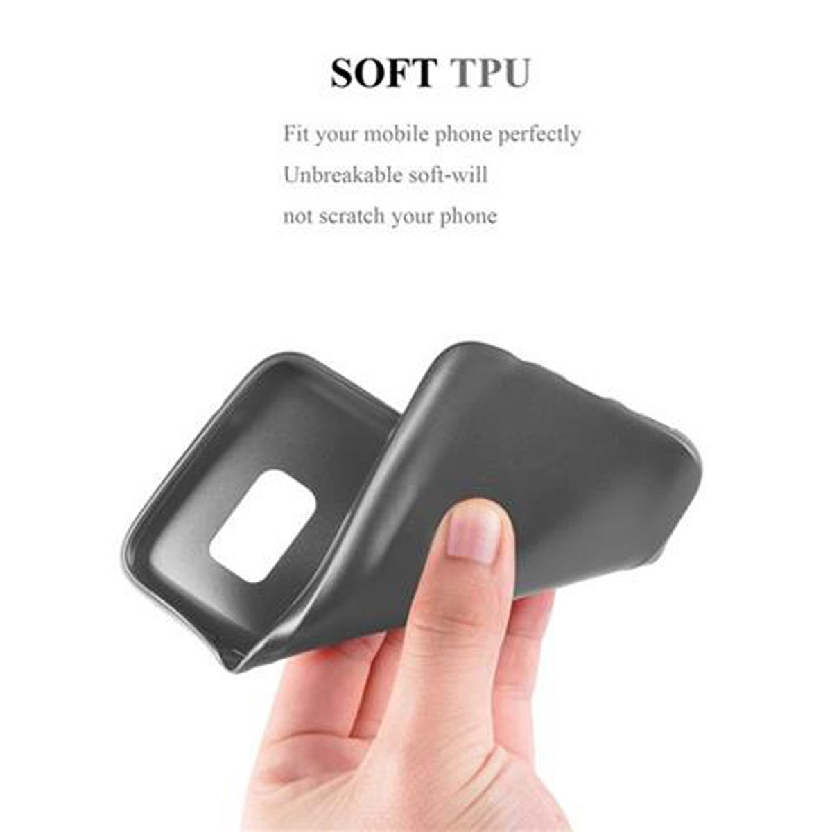 Una mano sosteniendo una funda gris para teléfono.