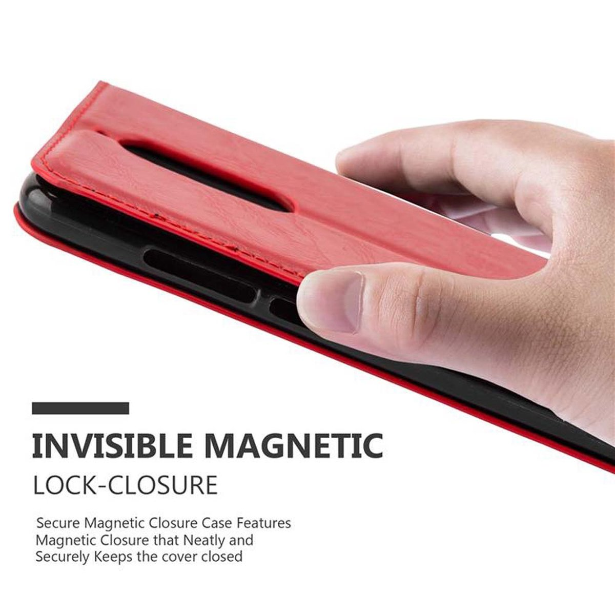 Una mano che tiene una custodia per telefono rossa. La custodia sembra essere a chiusura magnetica.