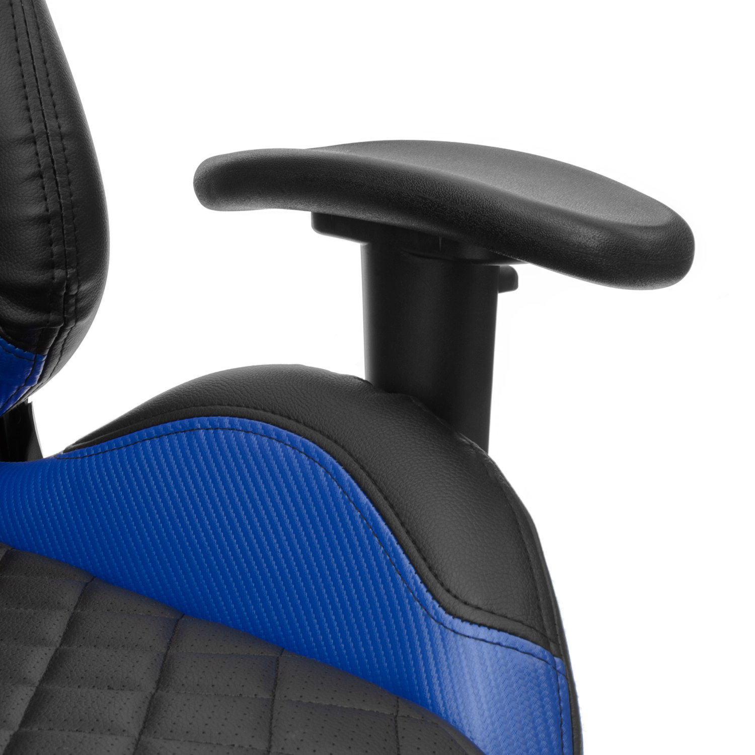 Apoyabrazos de silla gaming negra y azul, vista detallada, fondo blanco.