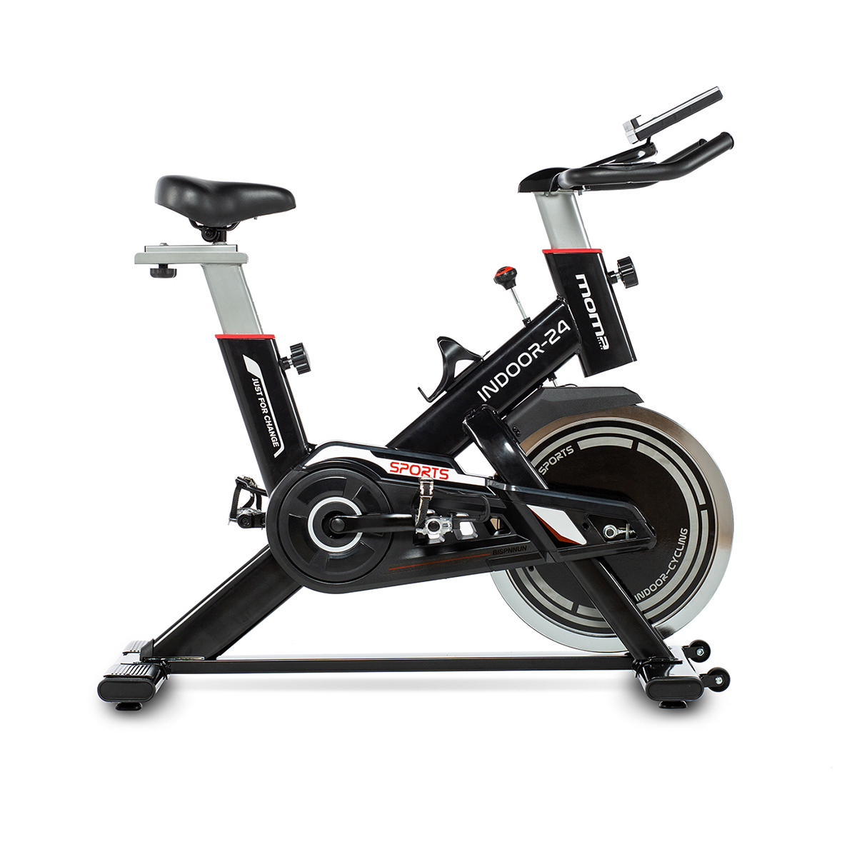 Una cyclette da interno nera e rossa, con etichette 'INDOOR-24' e 'SPORTS'.