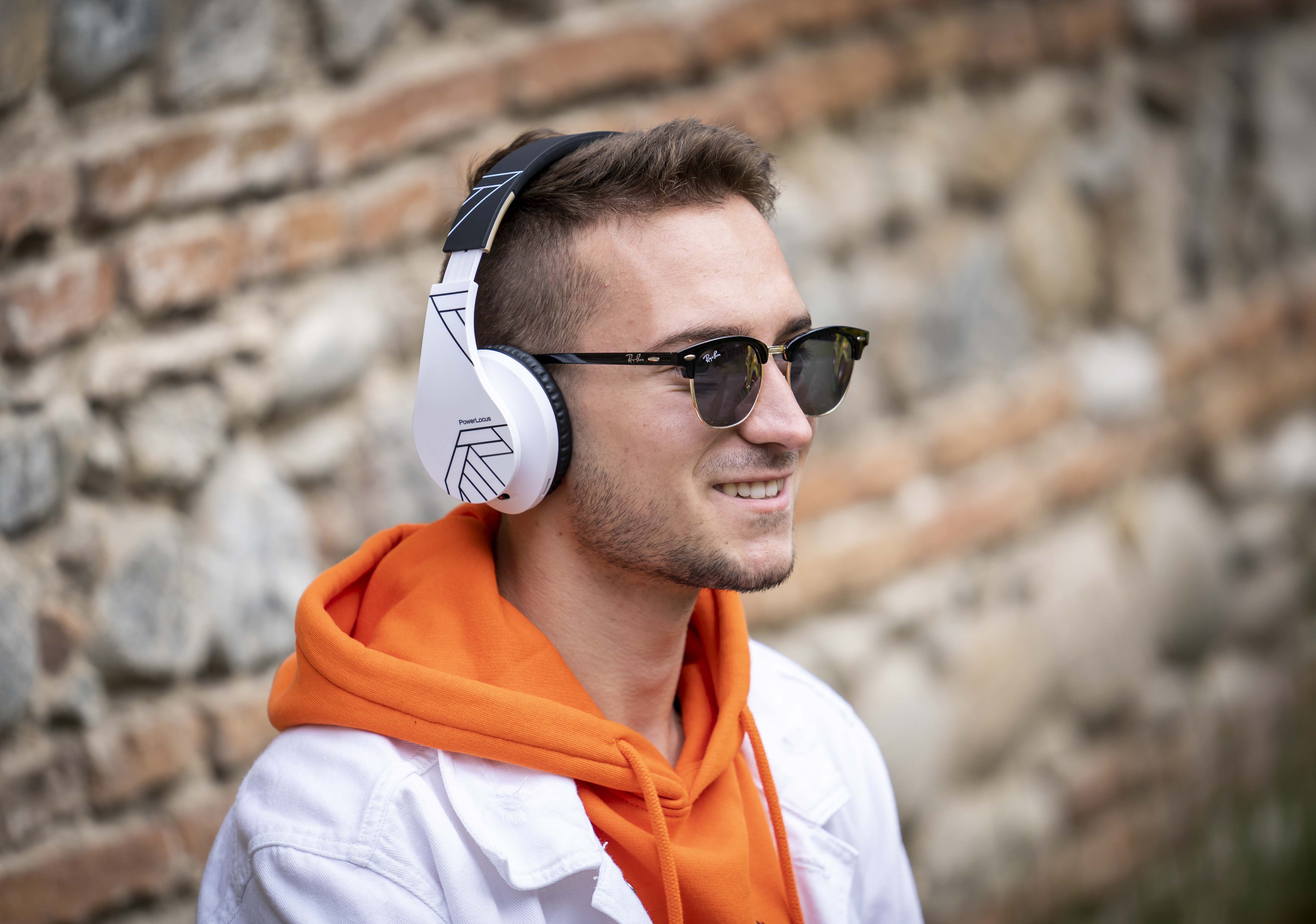 POWERLOCUS P2, Over-ear Kopfhörer Bluetooth Schwarz/Weiß