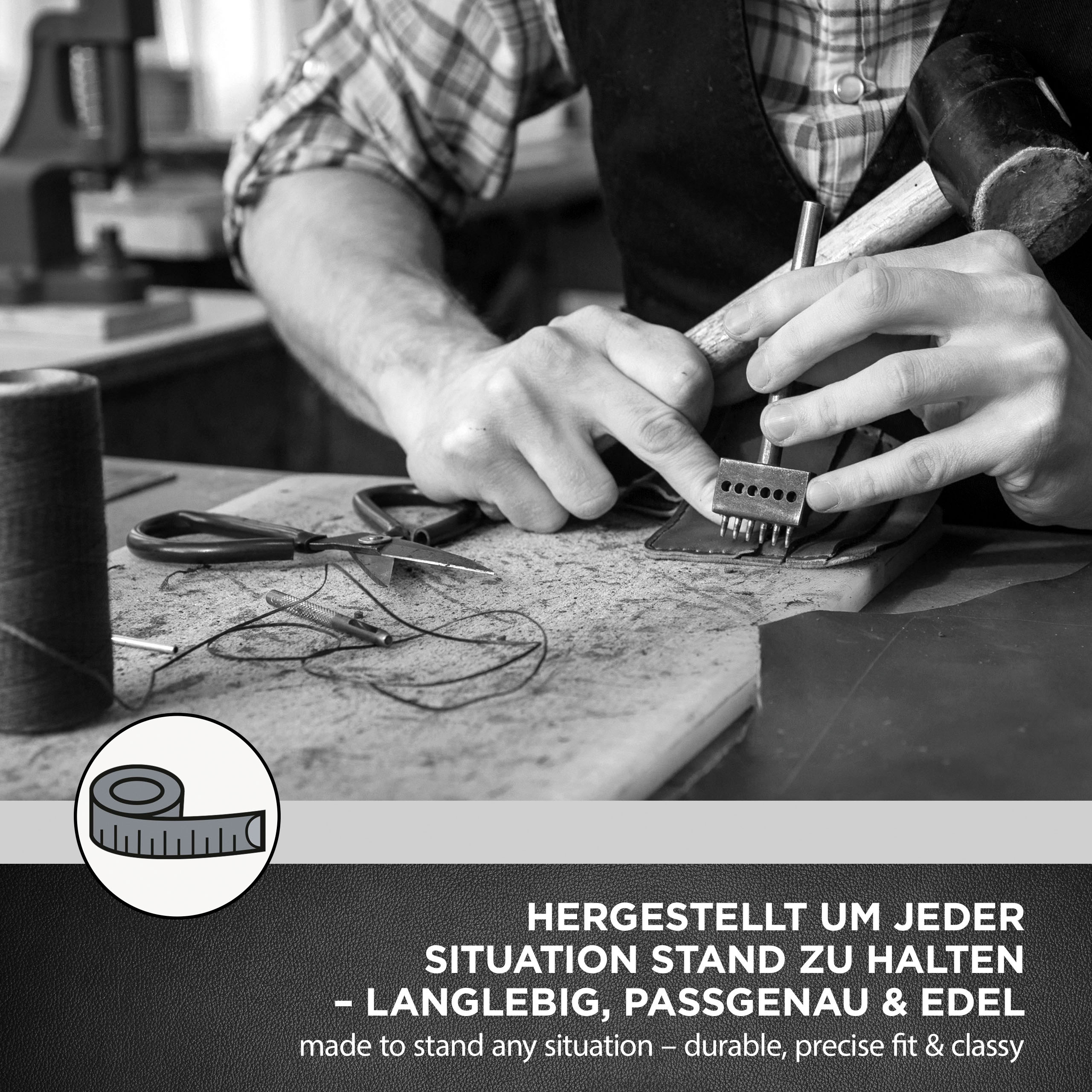 Mann arbeitet mit Leder und Werkzeugen, schneidet und näht. Schwarz-Weiß-Bild.