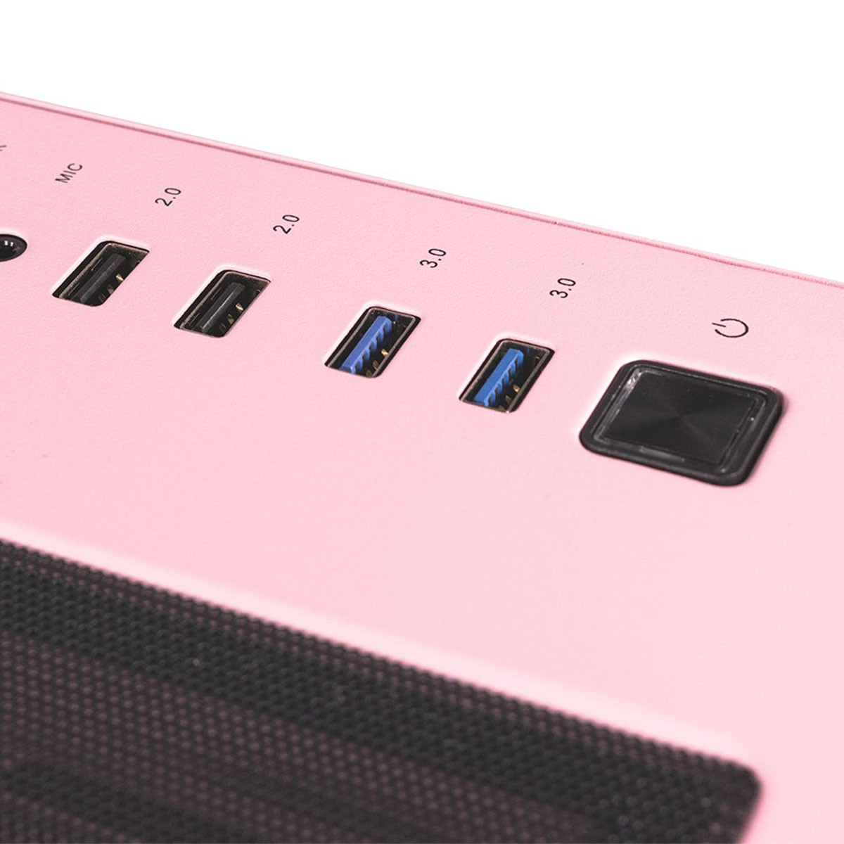 Panel rosa de caja de computadora con puertos USB y botón de encendido. Parte inferior de malla negra.