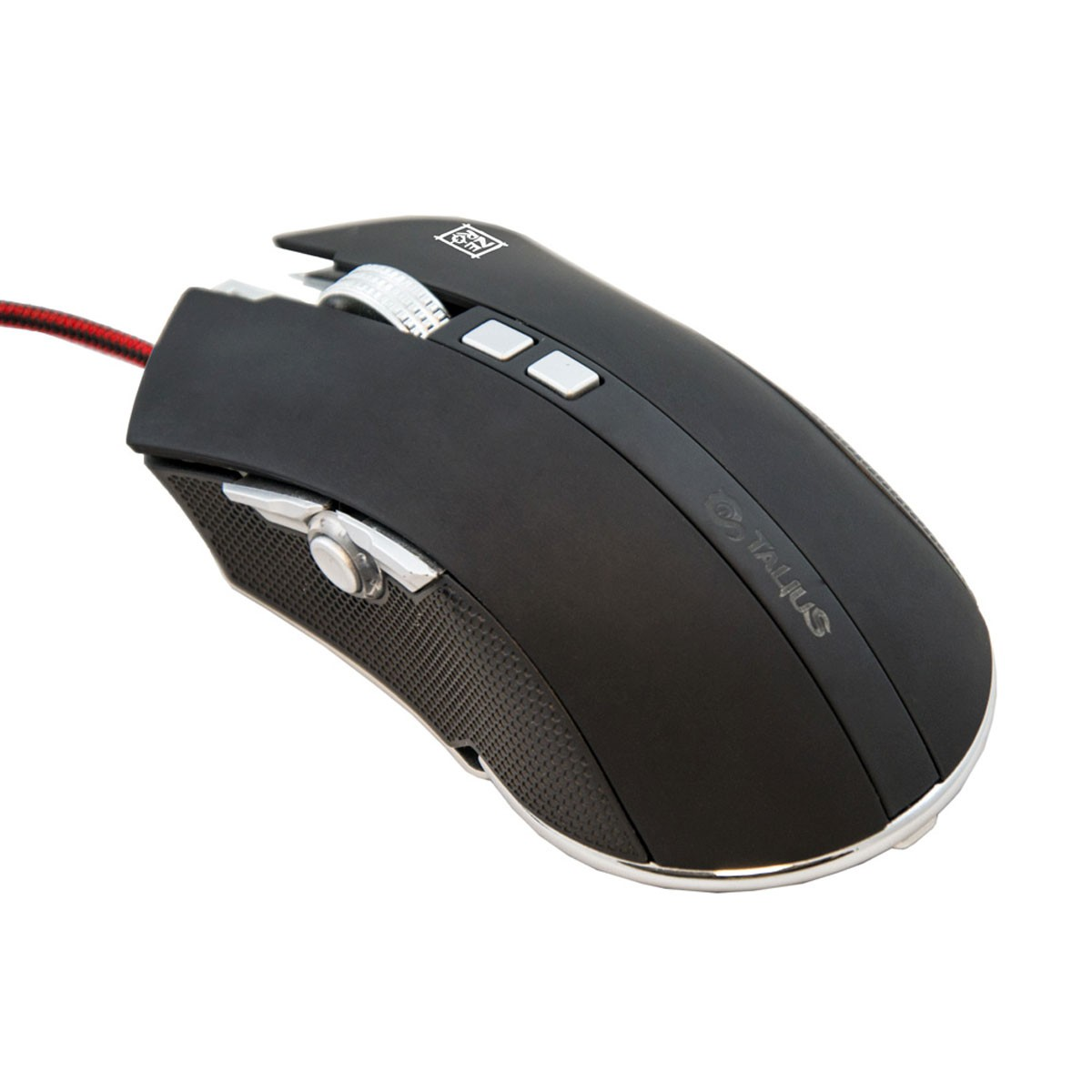 Zwarte computermuis met rode kabel, zilveren accenten en knoppen op witte achtergrond.