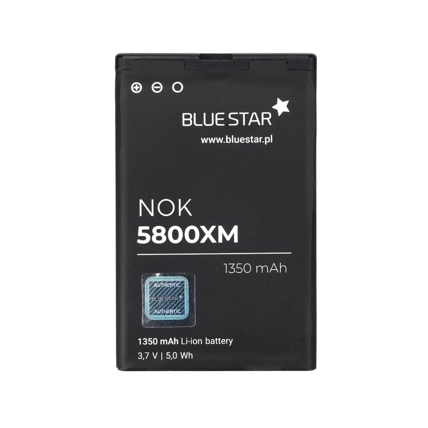 Schwarzer rechteckiger Telefonakku mit weißem Text: Blue Star, NOK 5800XM, 1350 mAh und Aufkleber.