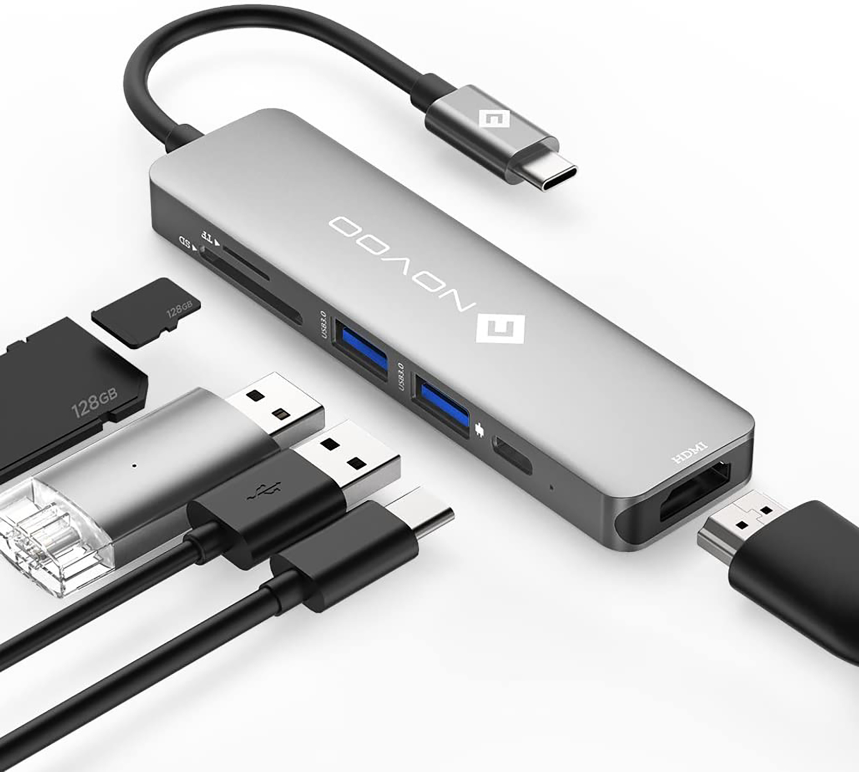 Silberner USB-Hub mit mehreren Anschlüssen, angeschlossenen schwarzen Kabeln und SD-Karten.