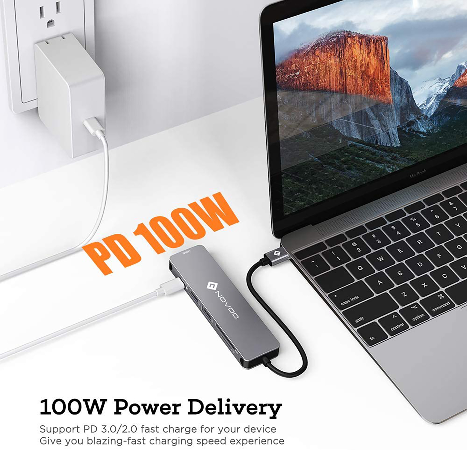 Laptop, USB-Hub und Netzteil; Text PD 100W.