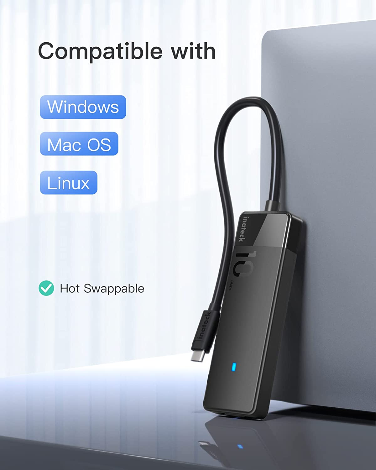 Schwarzer USB-C-Hub mit schwarzem Kabel, kompatibel mit Windows, Mac und Linux.